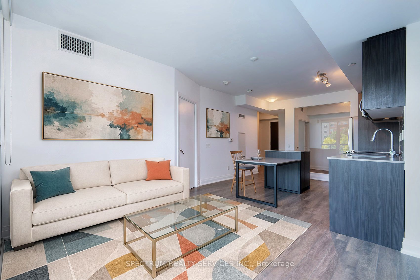 1461 Lawrence Avenue 307, Toronto, ON M6L 0A6 photo 5