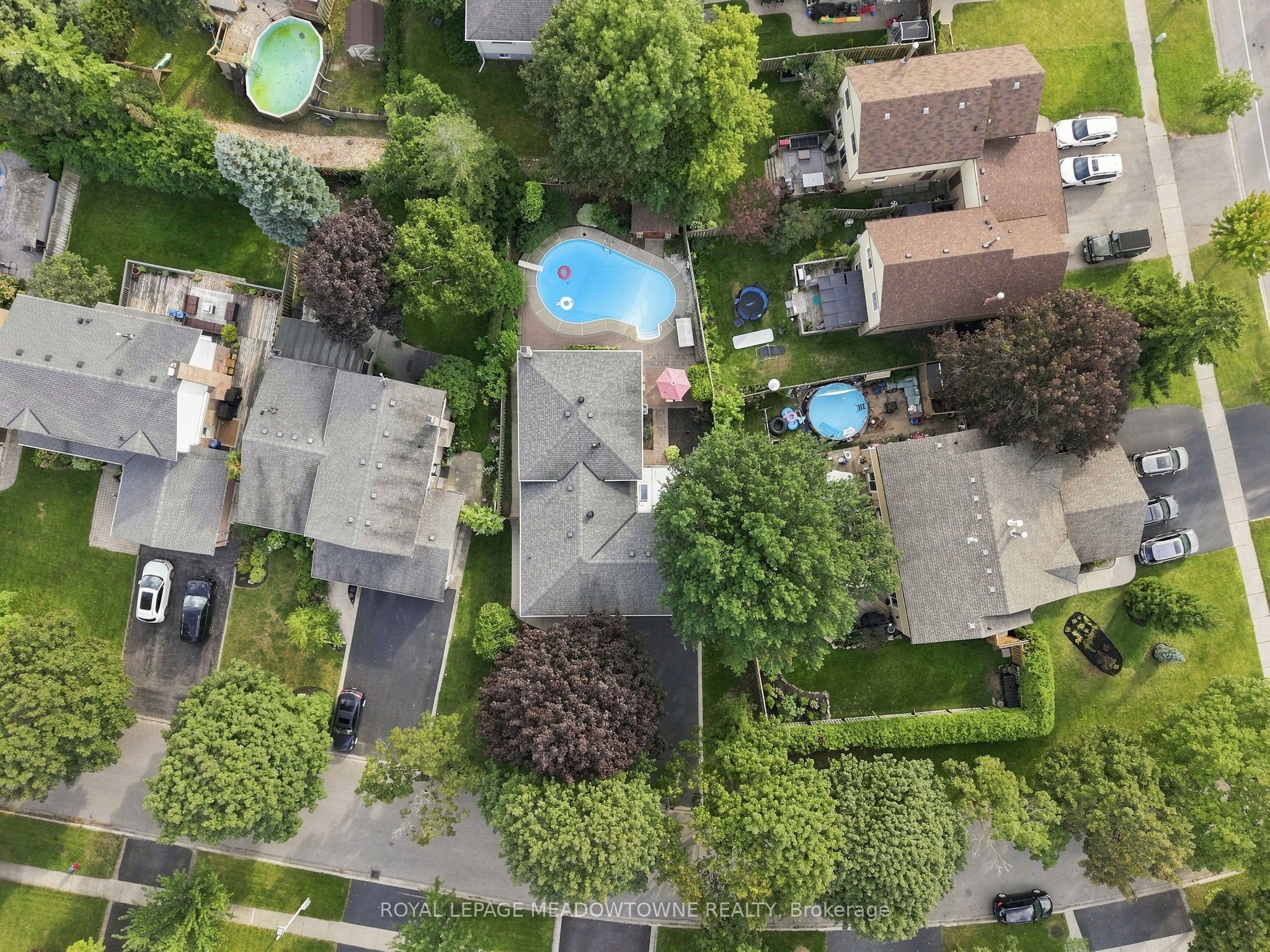 621 Moorelands Crescent, Milton, ON L9T 4B3 photo 4