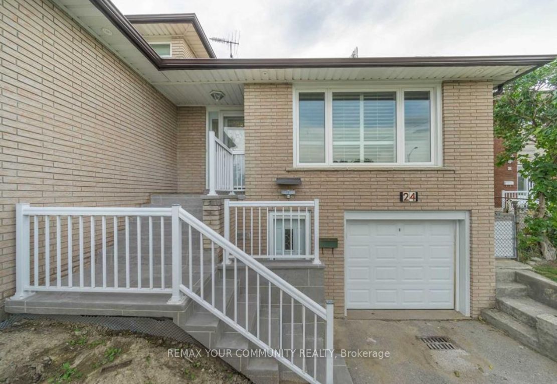 24 Sombrero Court Lower, Toronto, ON M9L 2M6 photo 2