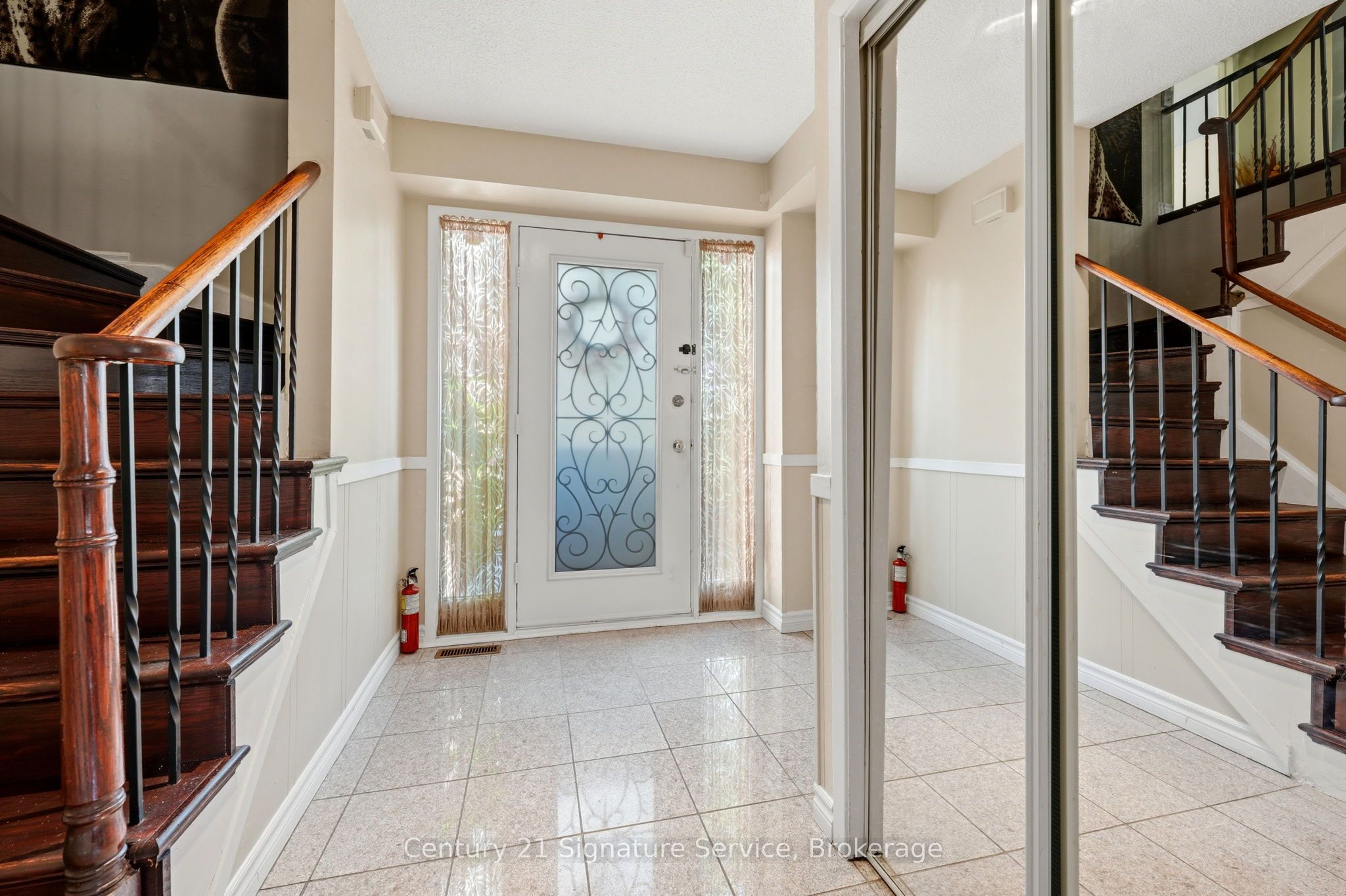 4265 Tea Garden Circle, Mississauga, ON L5B 2Z1 photo 5