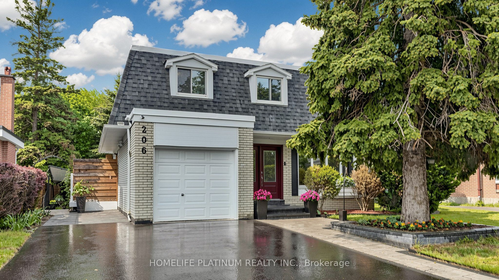 206 Mcmurchy Avenue S, Brampton, ON L6Y 1Z3 photo 3