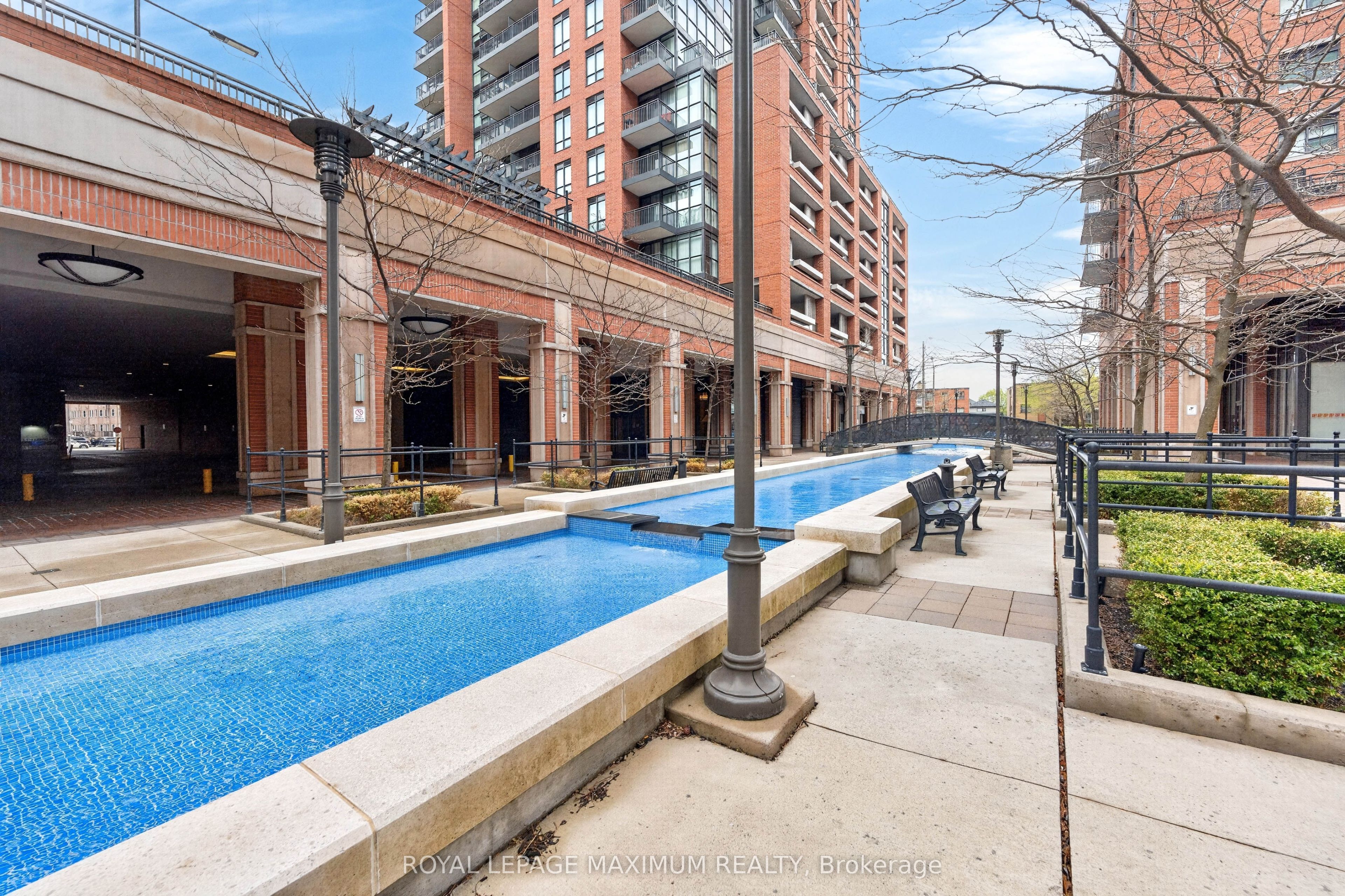 830 Lawrence Avenue W 1510, Toronto, ON M6A 0B6 photo 4