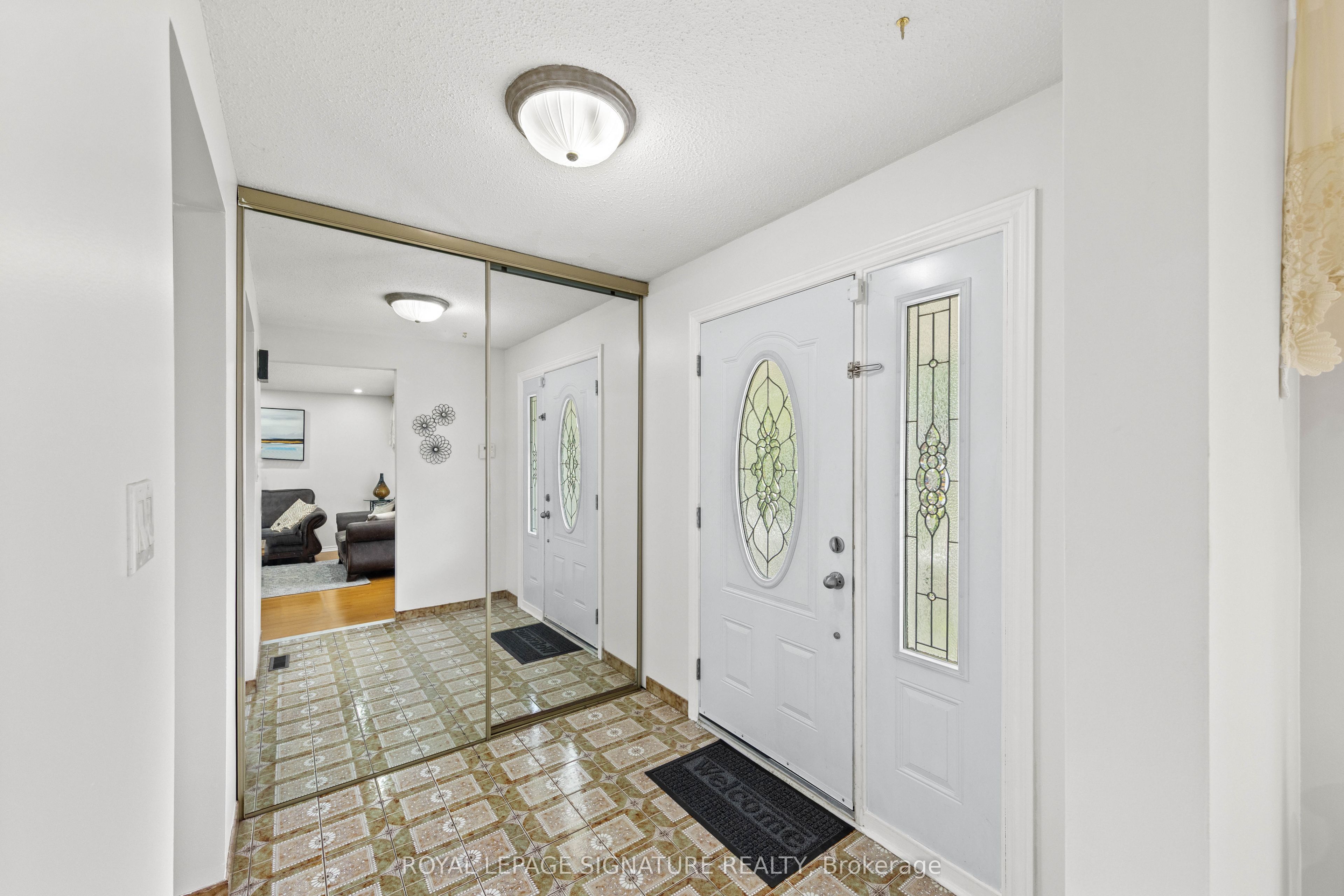 112 Kingswood Drive, Brampton, ON L6V 2W3 photo 5