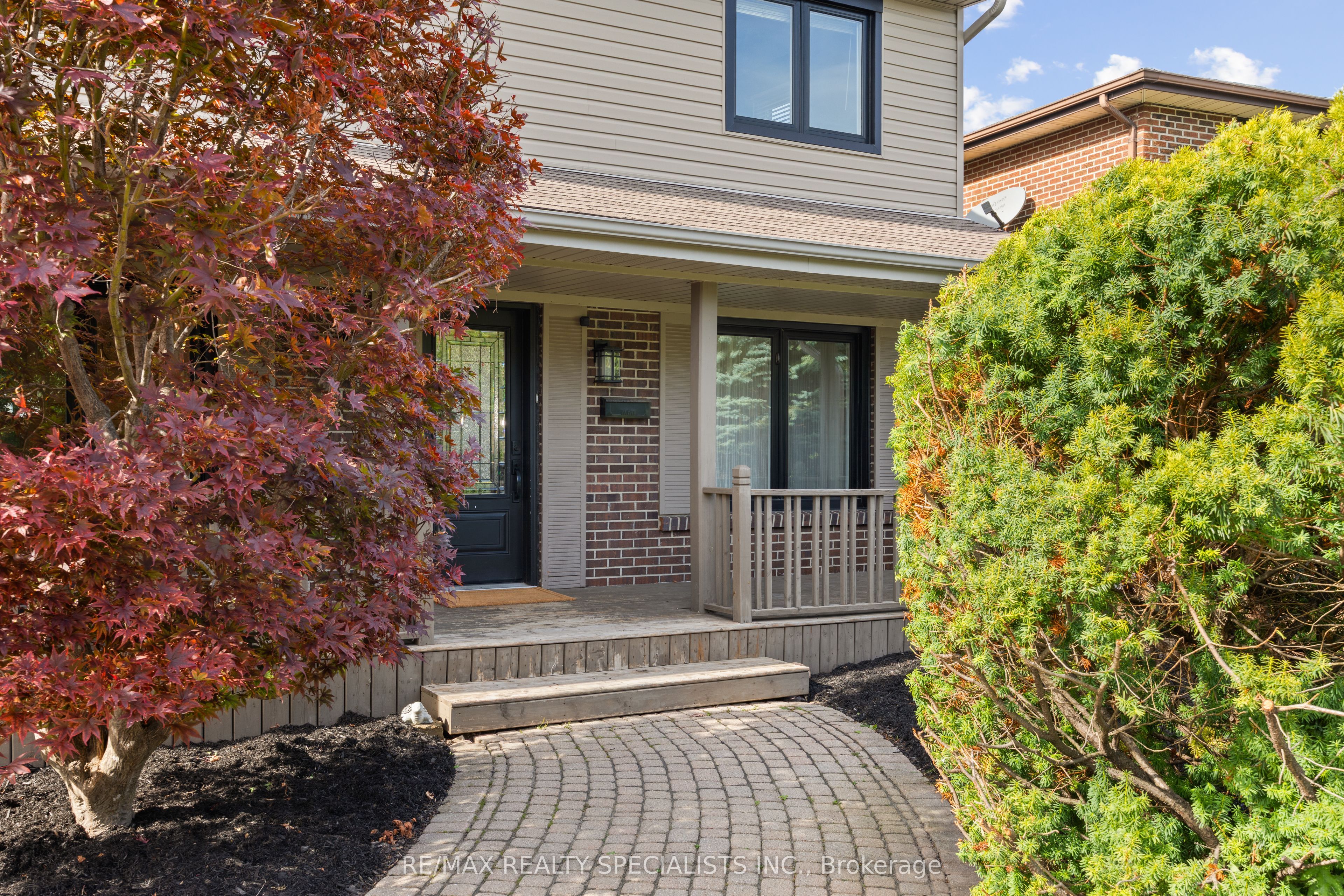 10 Lorraine Crescent, Brampton, ON L6S 2R7 photo 5