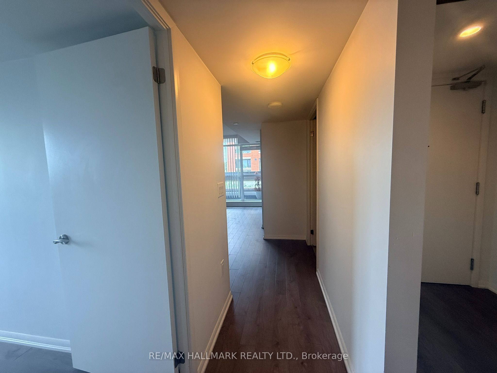 3091 Dufferin Street 208, Toronto, ON M6A 0C4 photo 4