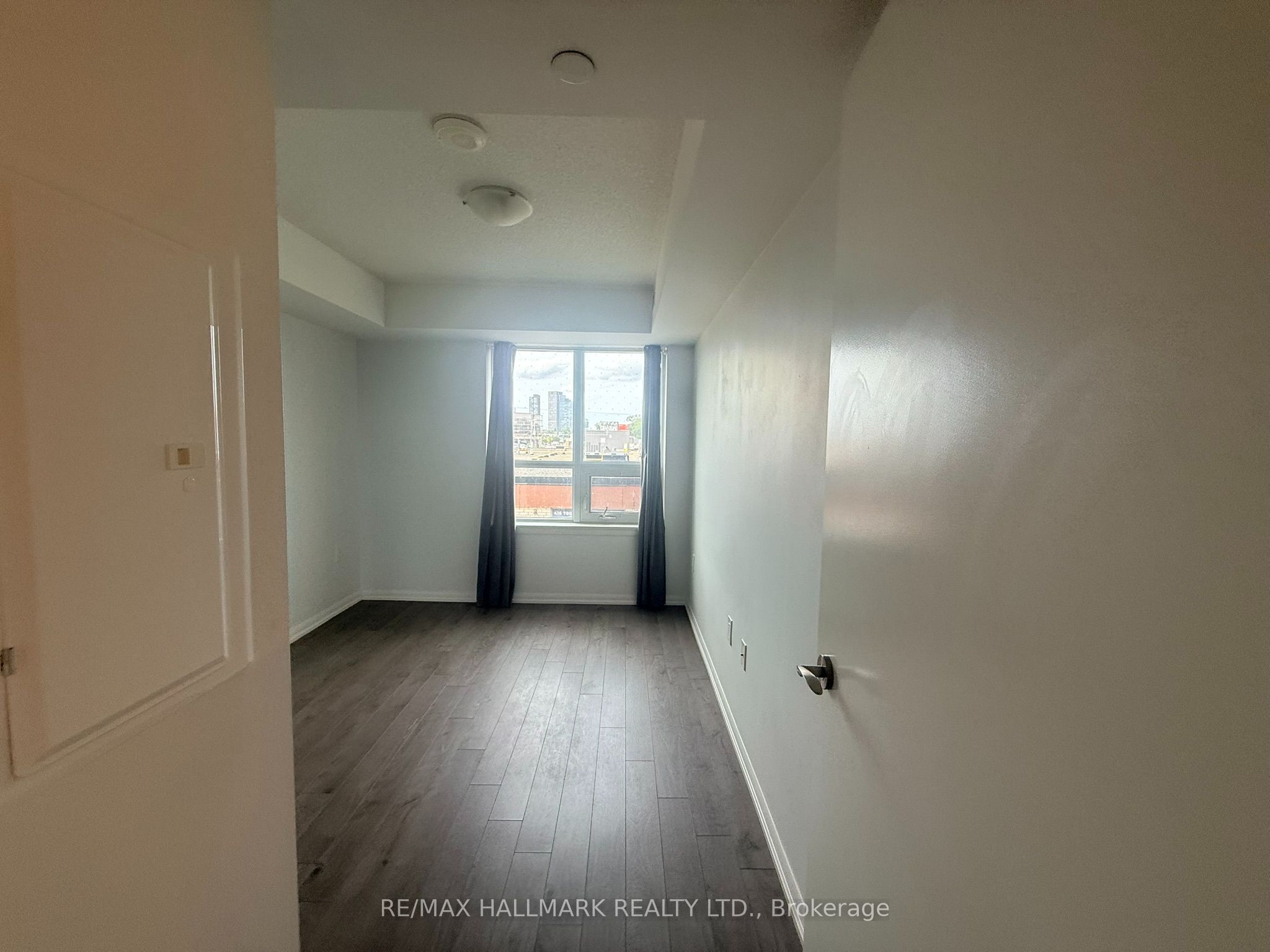 3091 Dufferin Street 208, Toronto, ON M6A 0C4 photo 5