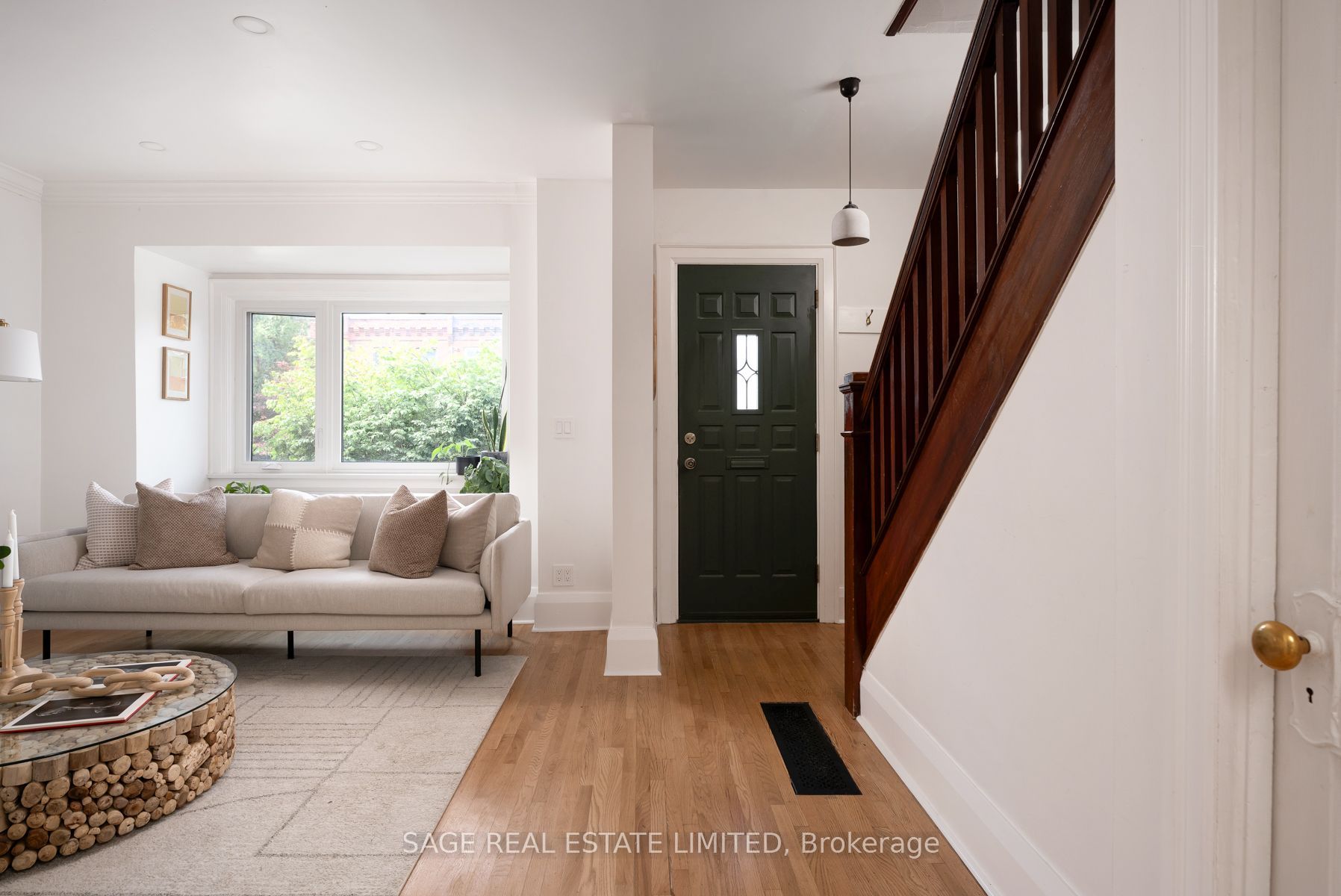 31 Russett Avenue, Toronto, ON M6H 3M4 photo 3