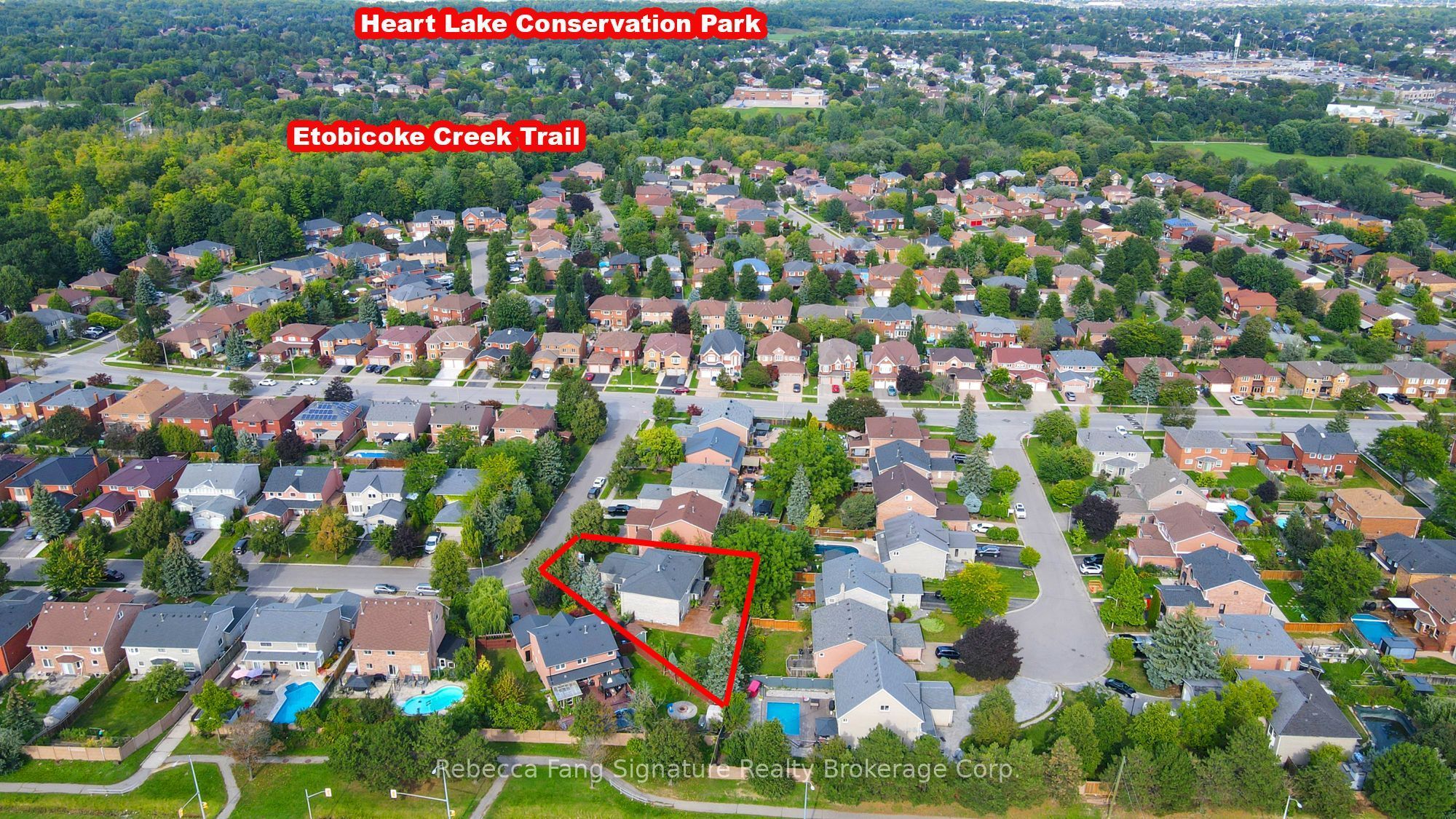10 Settler Court, Brampton, ON L6Z 4L8 photo 2