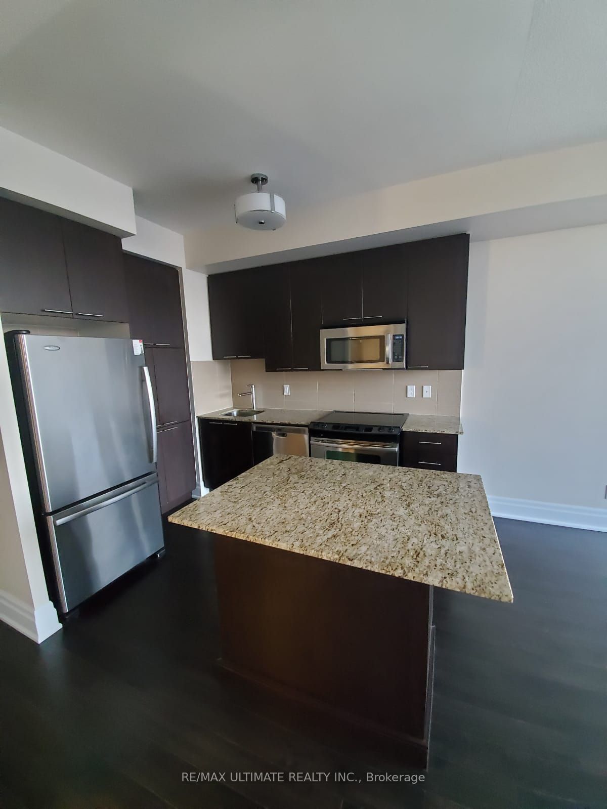 15 Viking Lane 605, Toronto, ON M9B 0A4 photo 4