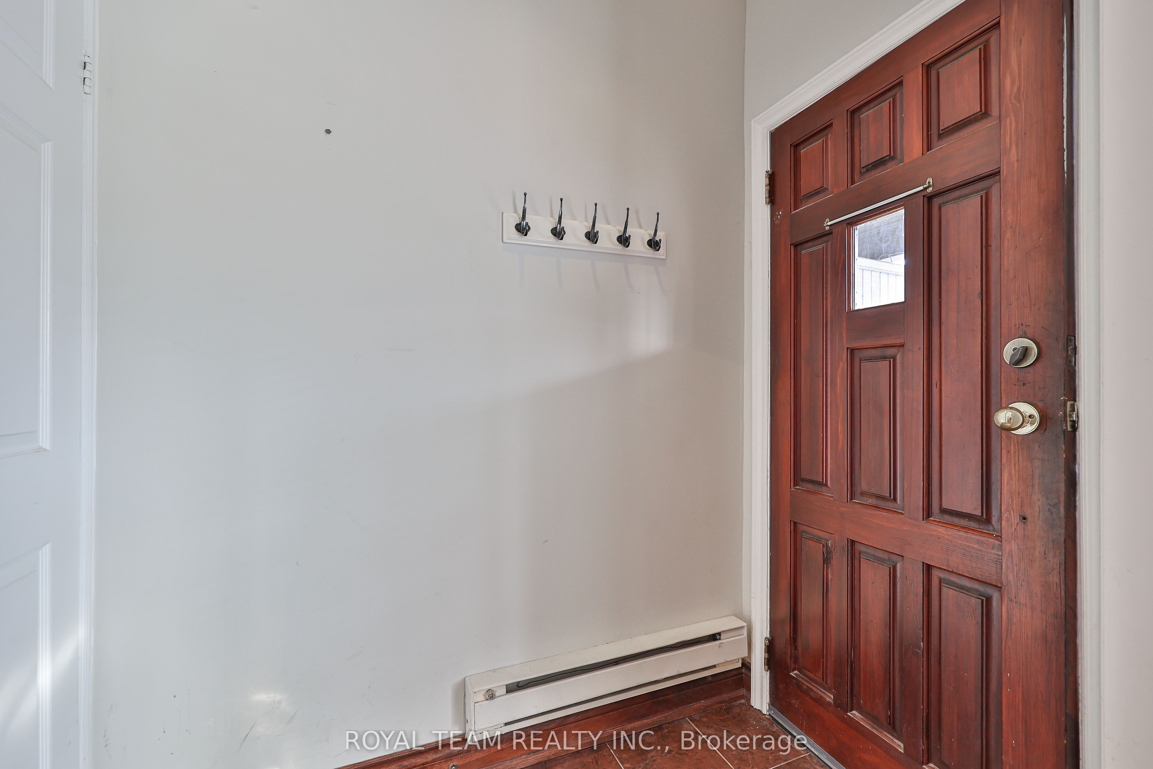 54 Maher Avenue, Toronto, ON M6P 1G6 photo 4