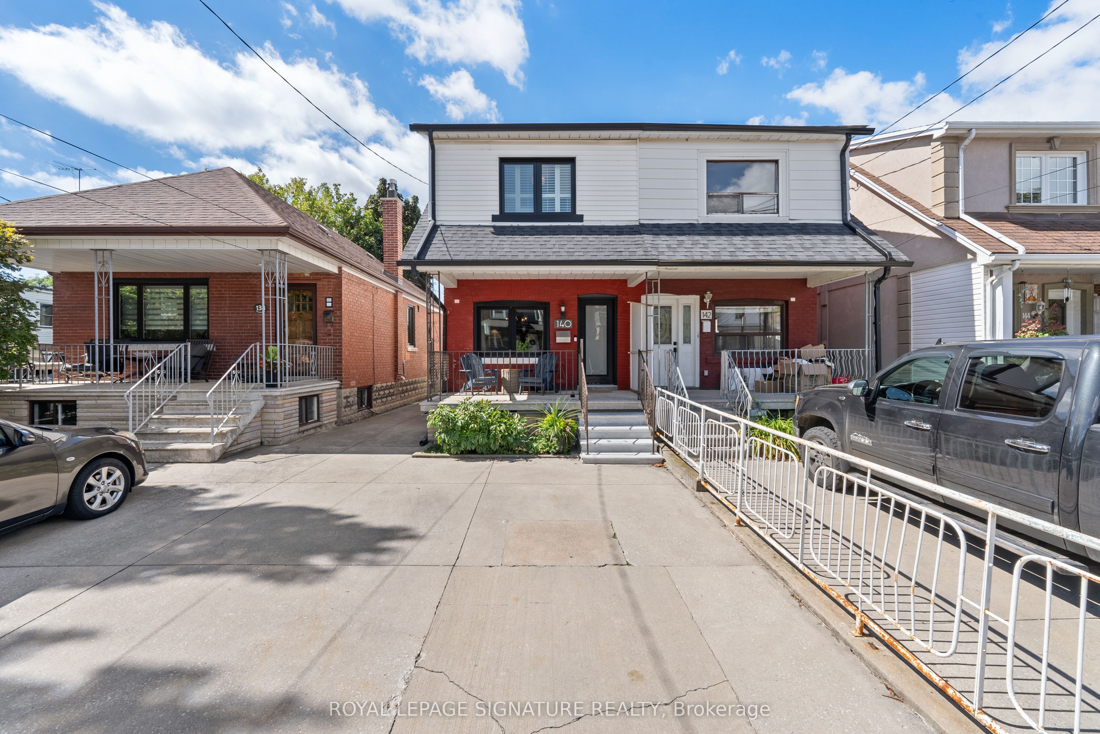 140 Prescott Avenue, Toronto, ON M6N 3H1 photo 2