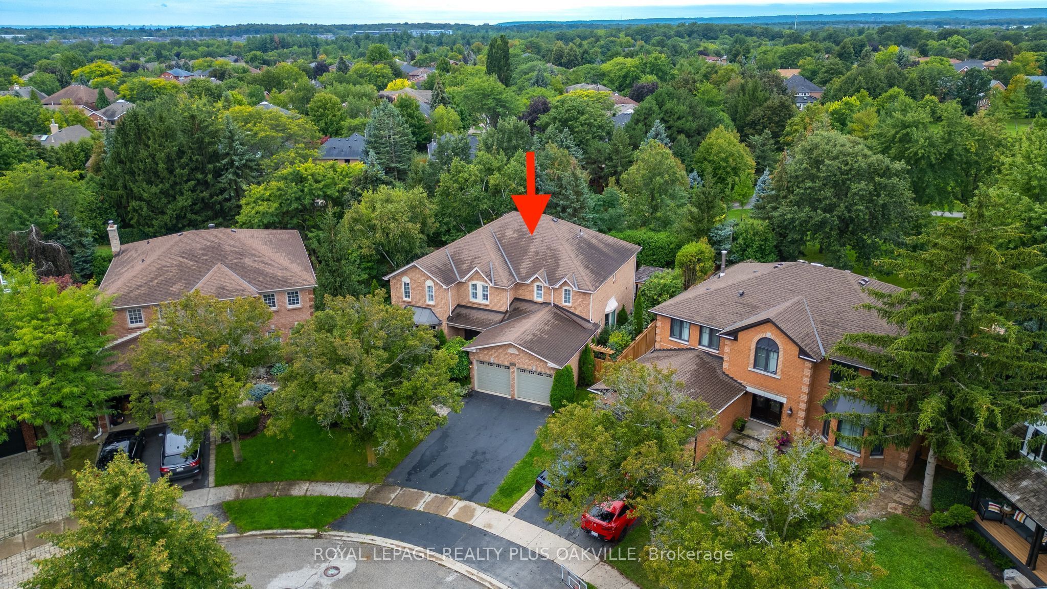 2097 Innkeeper Court, Oakville, ON L6M 3A2 photo 5