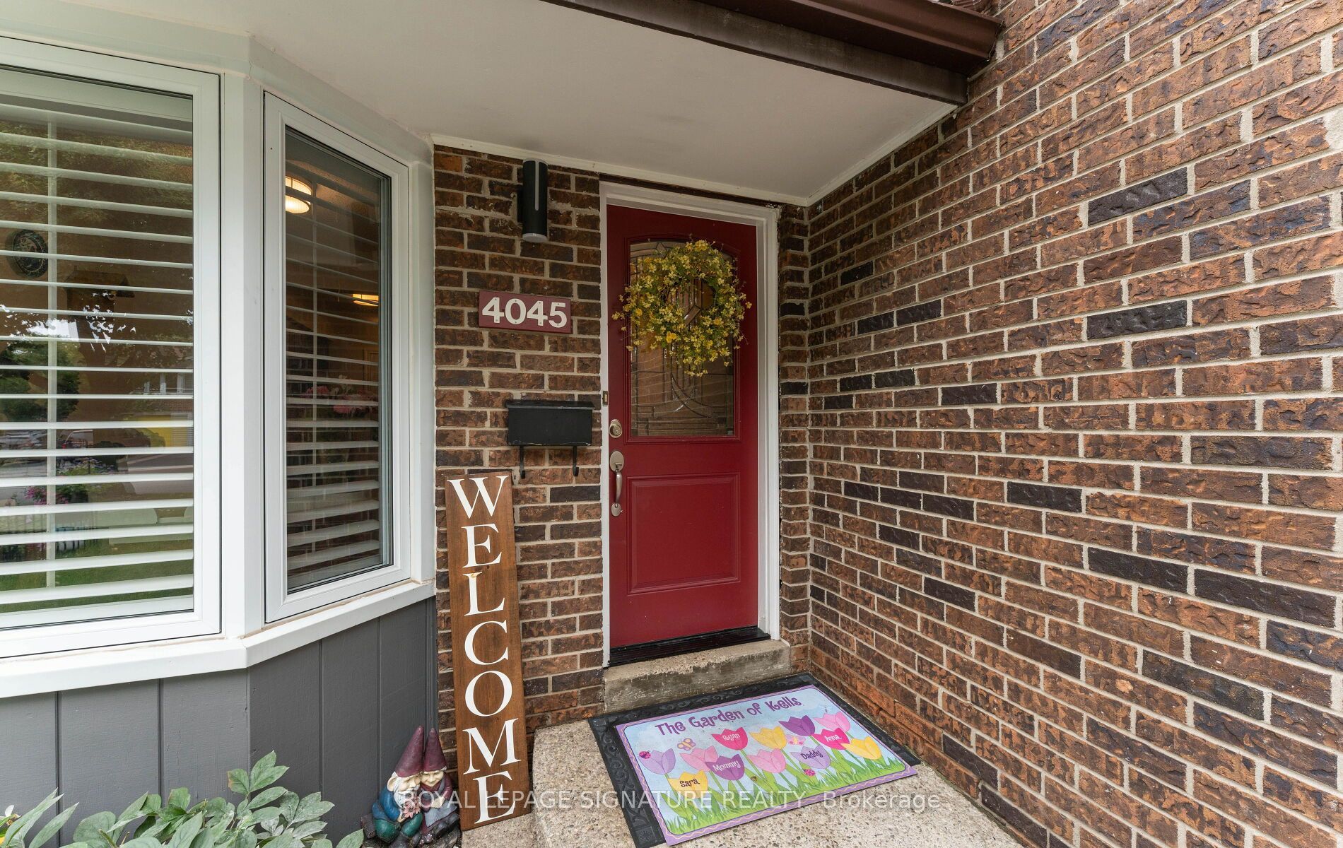4045 Taffey Crescent, Mississauga, ON L5L 2A6 photo 4