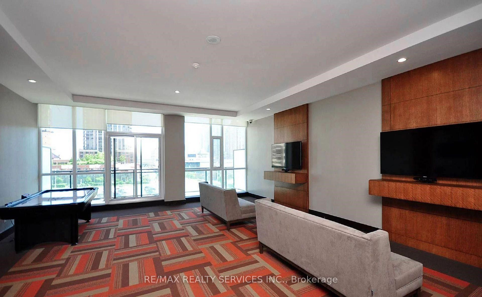 4099 Brickstone Mews 1806, Mississauga, ON L5B 0G2 photo 4