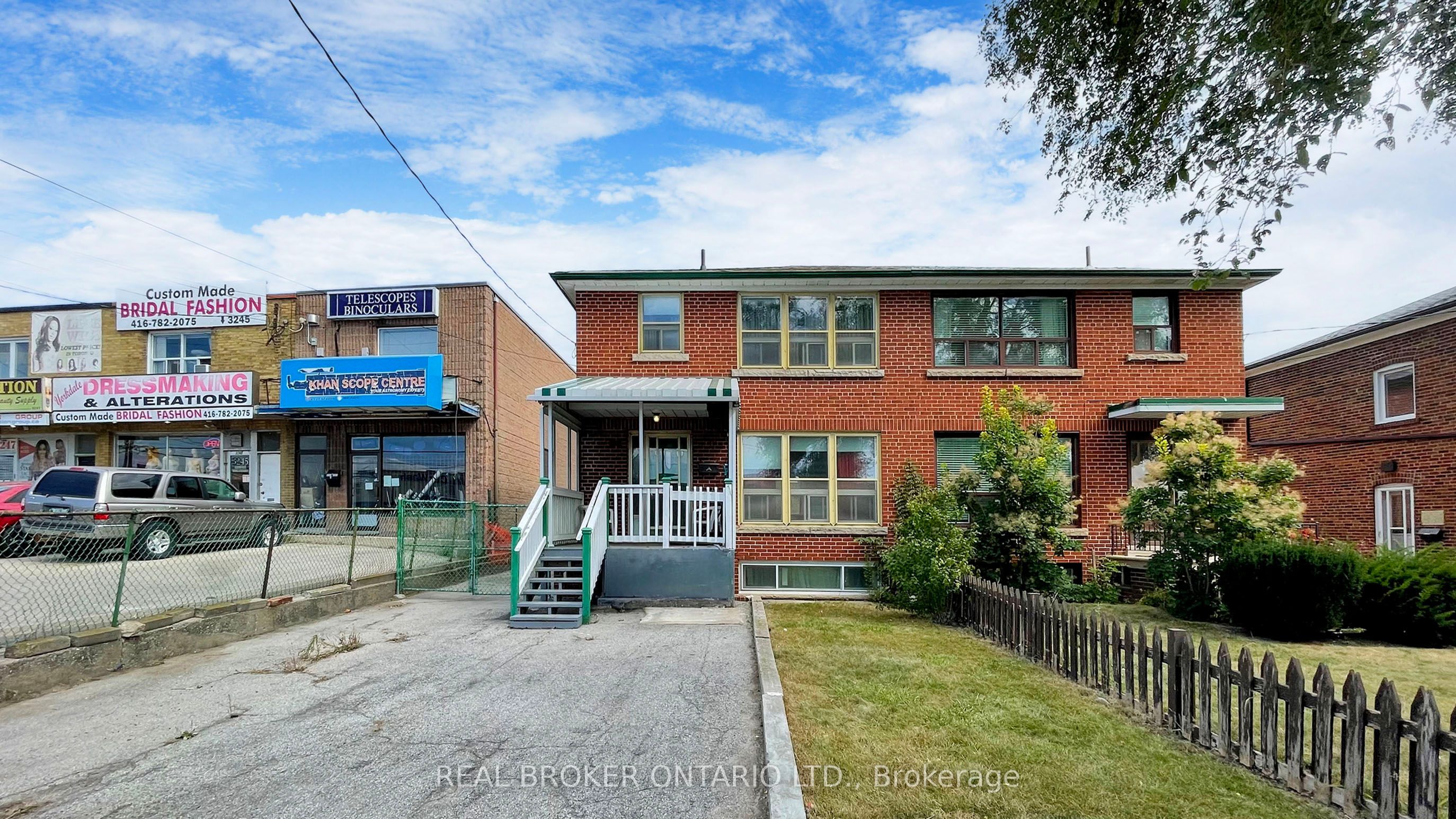 3241 Dufferin Street, Toronto, ON M6A 2T2 photo 2