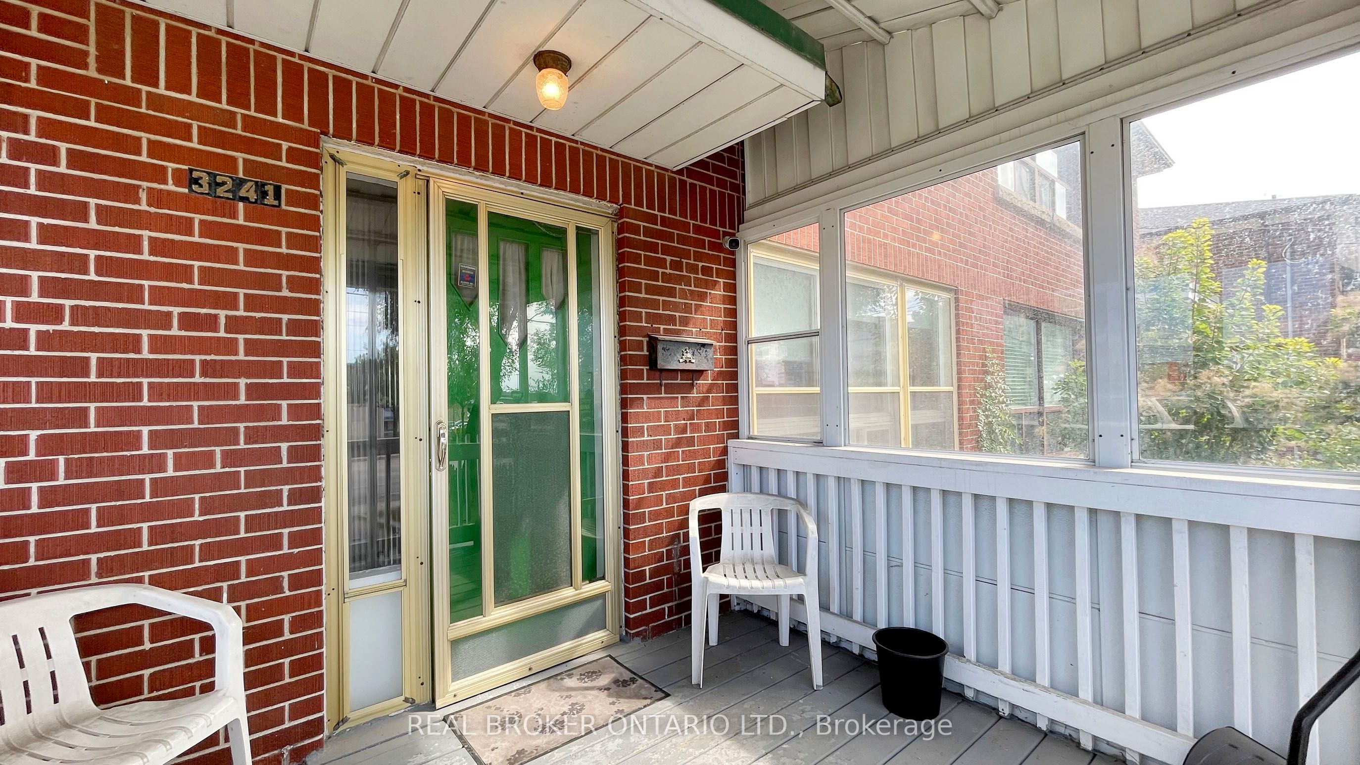 3241 Dufferin Street, Toronto, ON M6A 2T2 photo 3