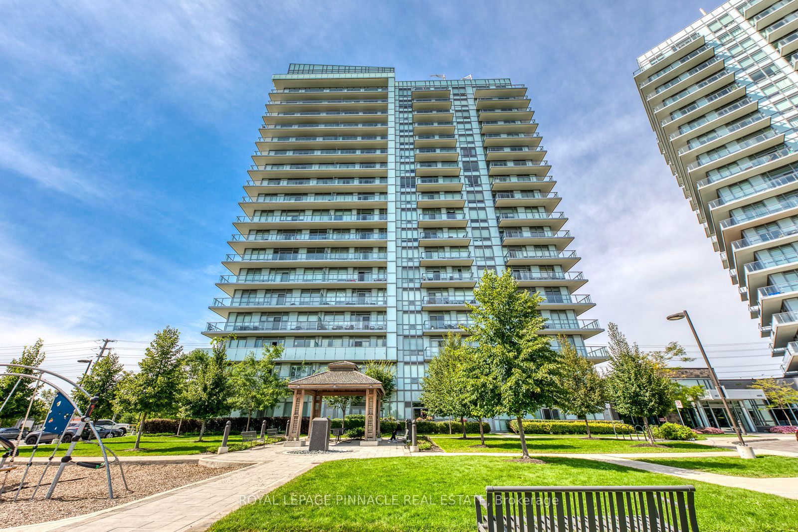 4677 Glen Erin Drive 1702, Mississauga, ON L5M 2E3