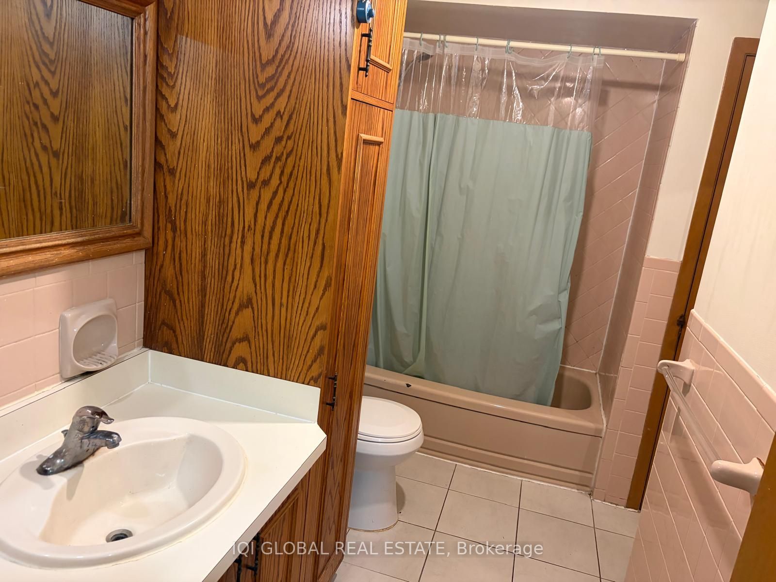 14 Songwood Drive, Toronto, ON M9M 1X3 photo 5