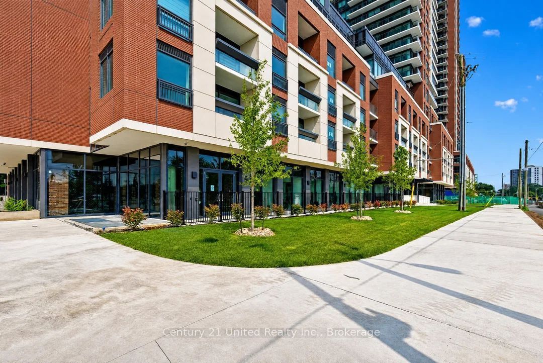 4010 Eglinton Avenue W 804, Toronto, ON M9A 0G5 photo 2