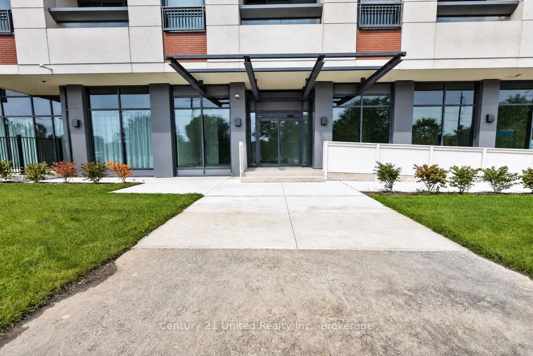 4010 Eglinton Avenue W 804, Toronto, ON M9A 0G5 photo 4