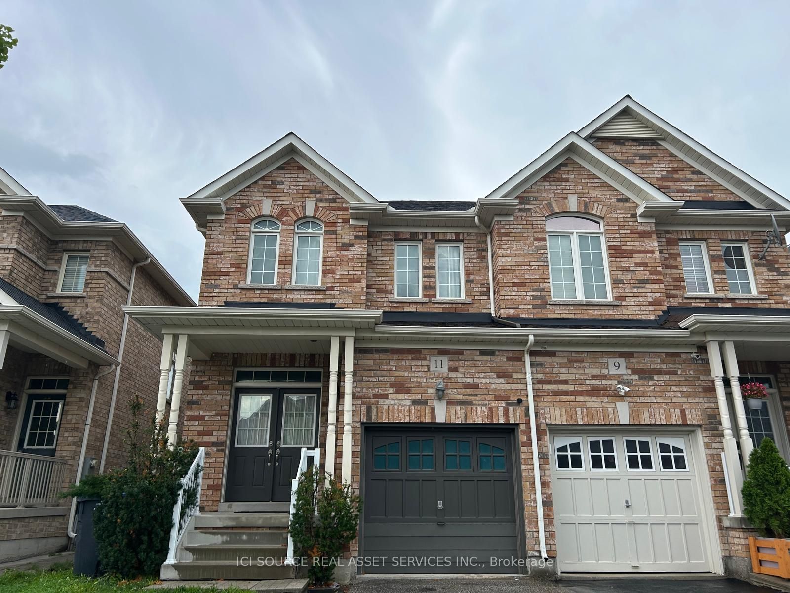 11 Pomell Trail Upper, Brampton, ON L6P 3J5 photo 3