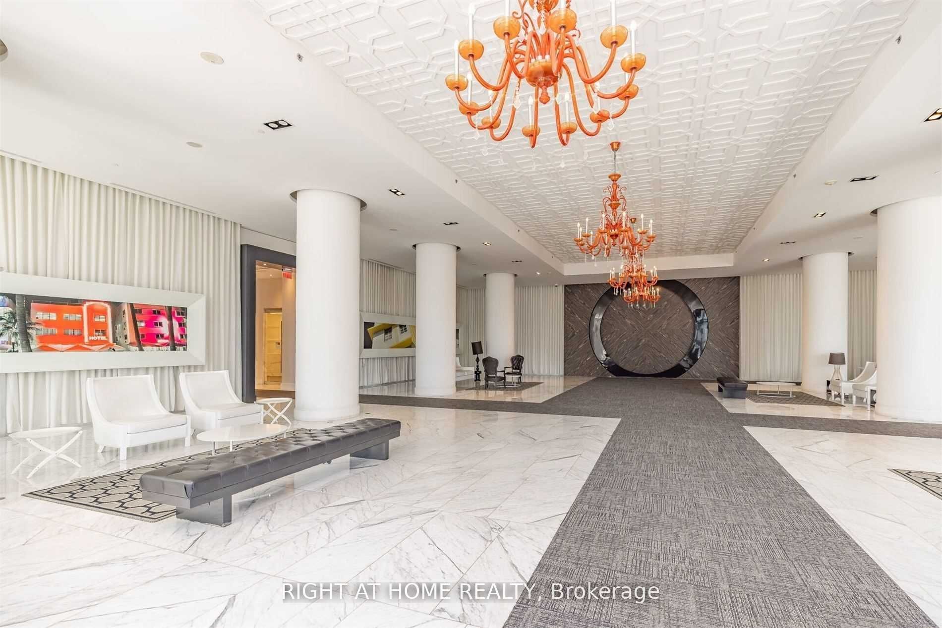 88 Park Lawn Rd Road 1010, Toronto, ON M8Y 0B5 photo 3