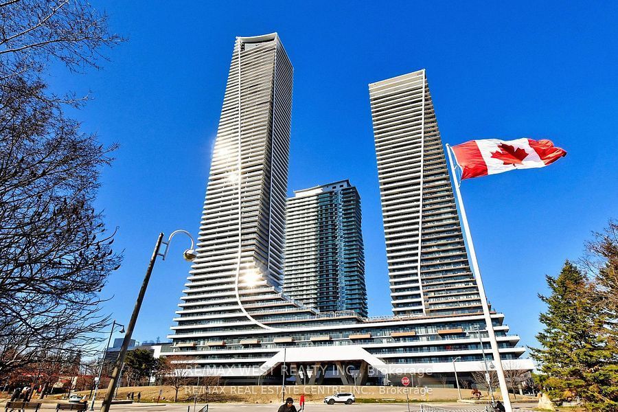 20 Shore Breeze Drive 3206, Toronto, ON M8V 0C7
