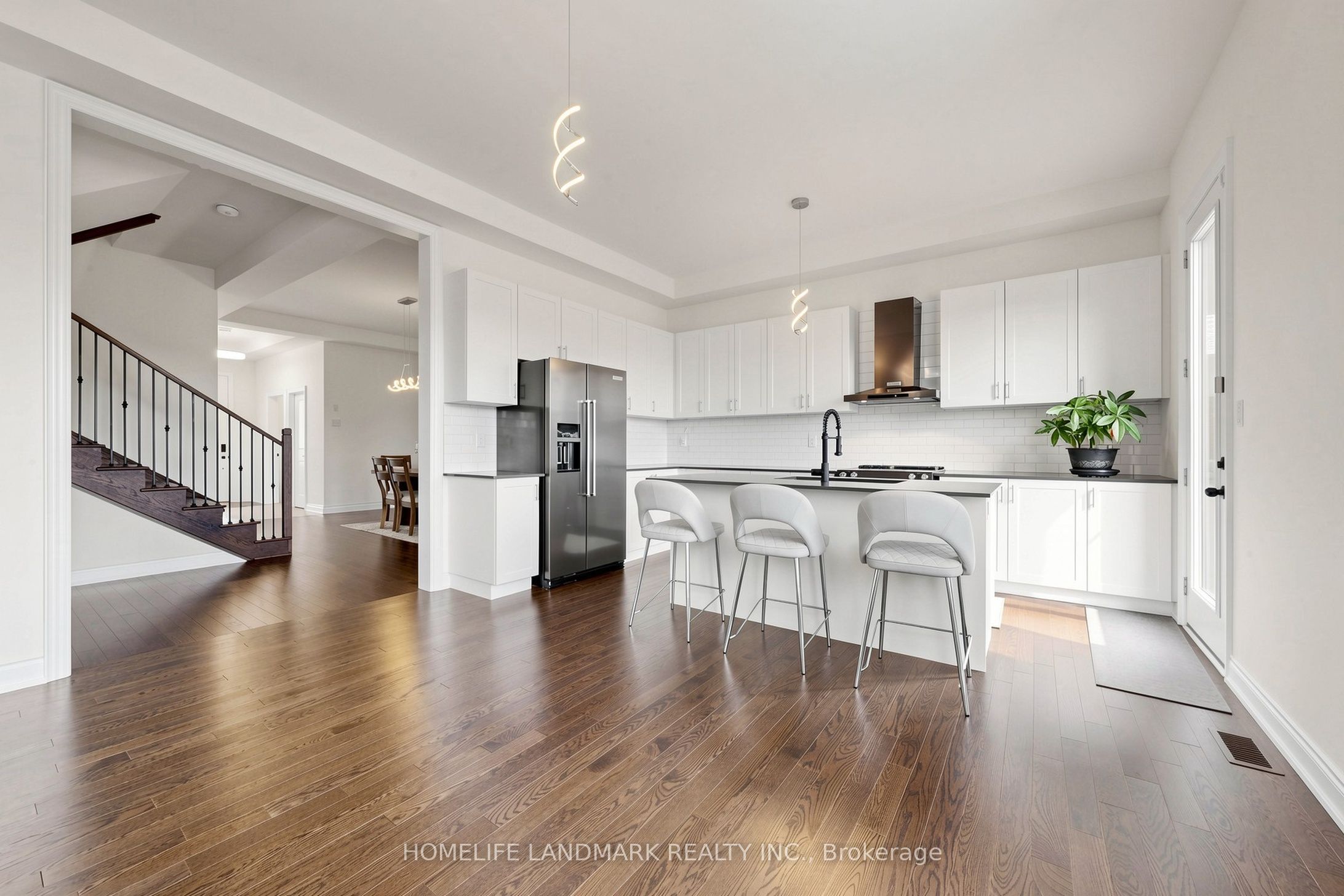 563 Beam Court, Milton, ON L9E 1L4 photo 5