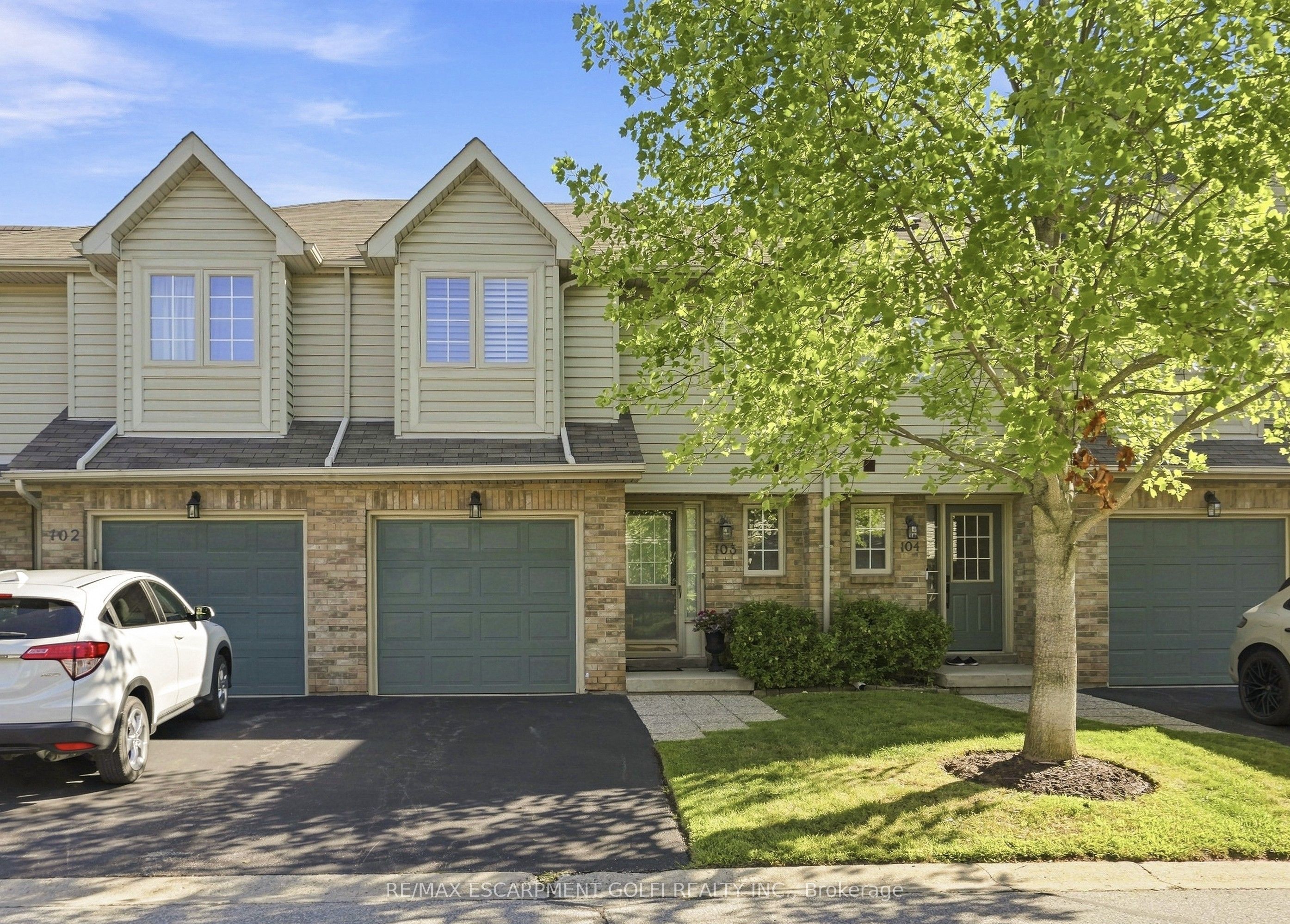 3333 NEW Street 103, Burlington, ON L7N 1N1
