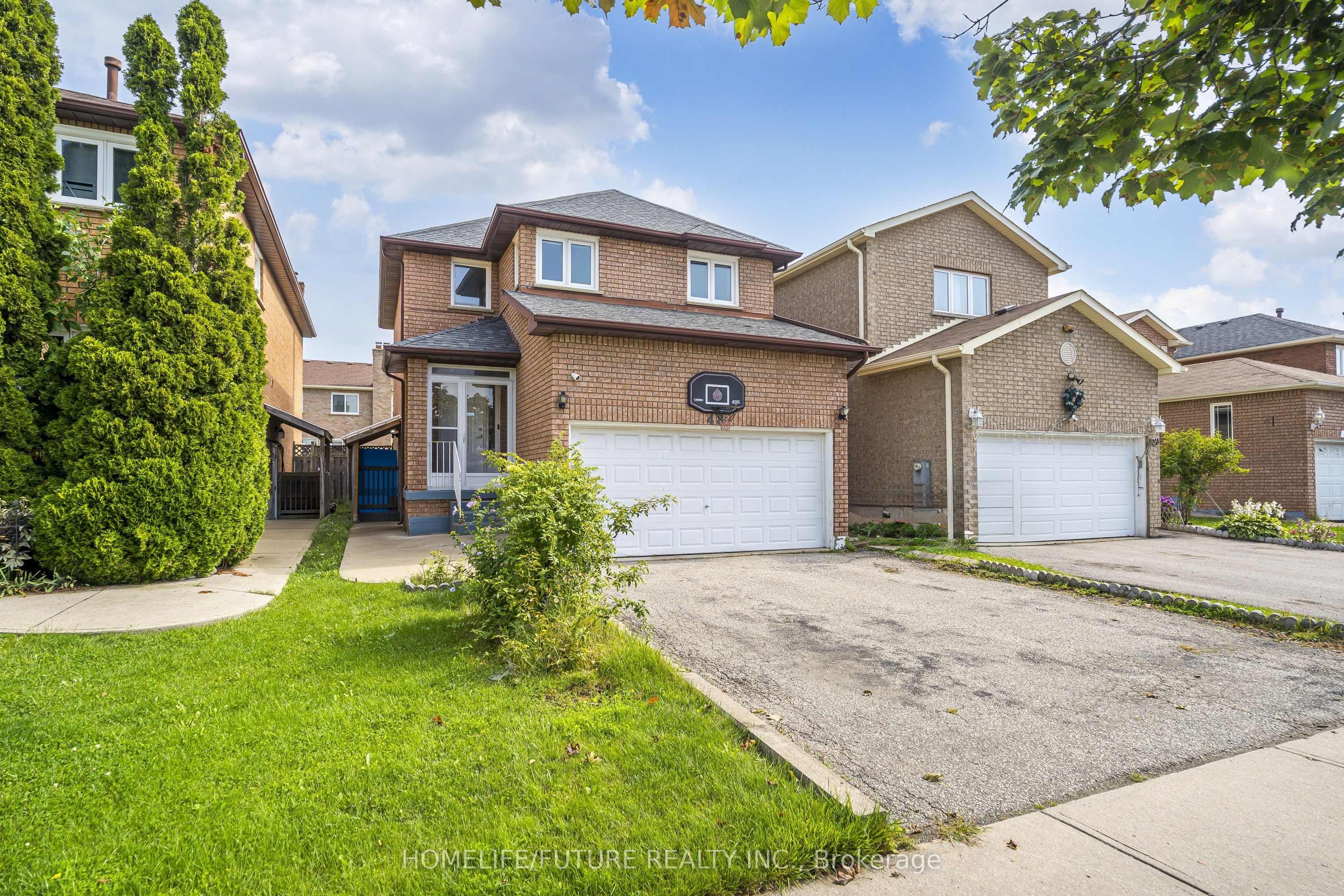 48 Creditstone Road, Brampton, ON L6Y 4G1