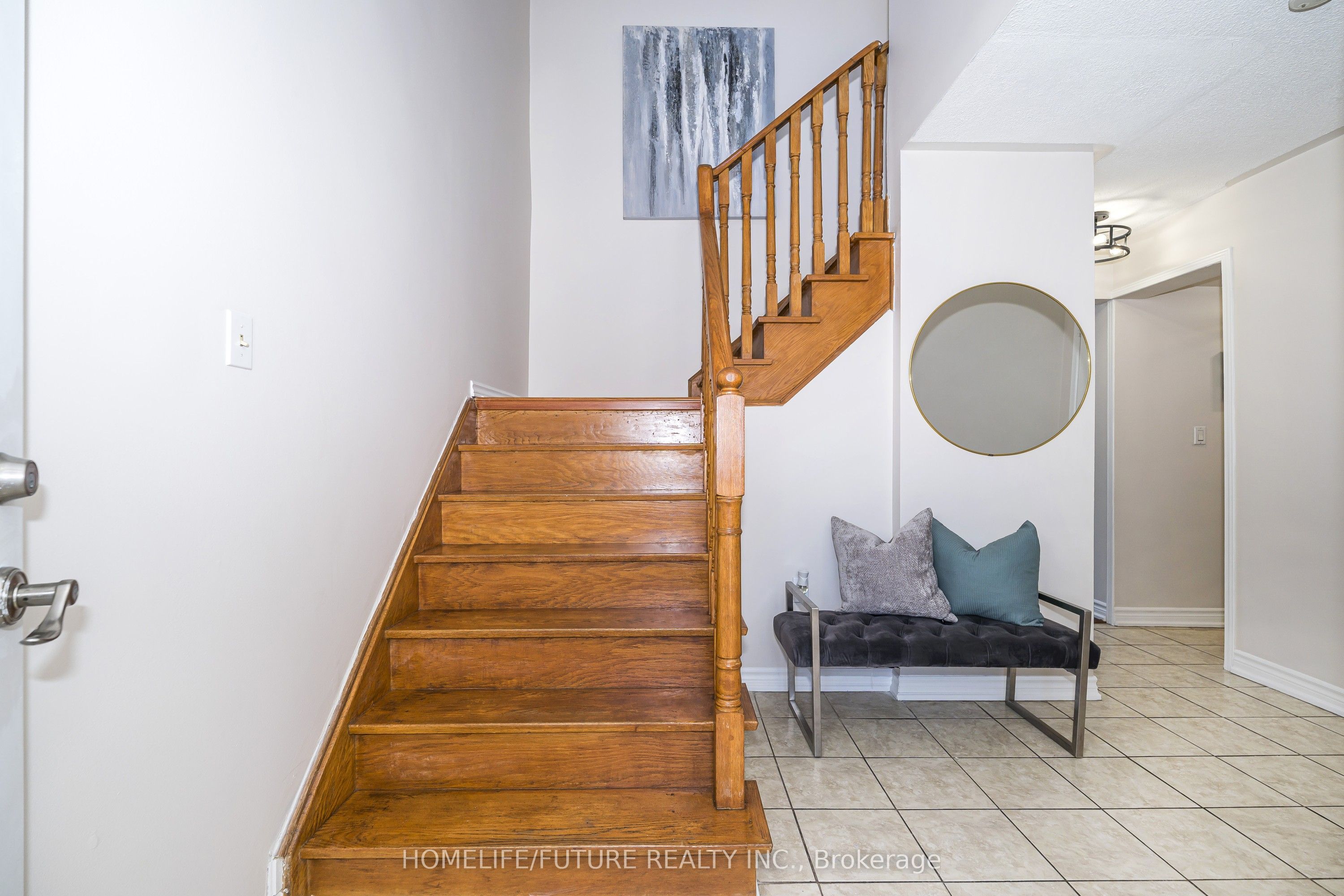 48 Creditstone Road, Brampton, ON L6Y 4G1 photo 2
