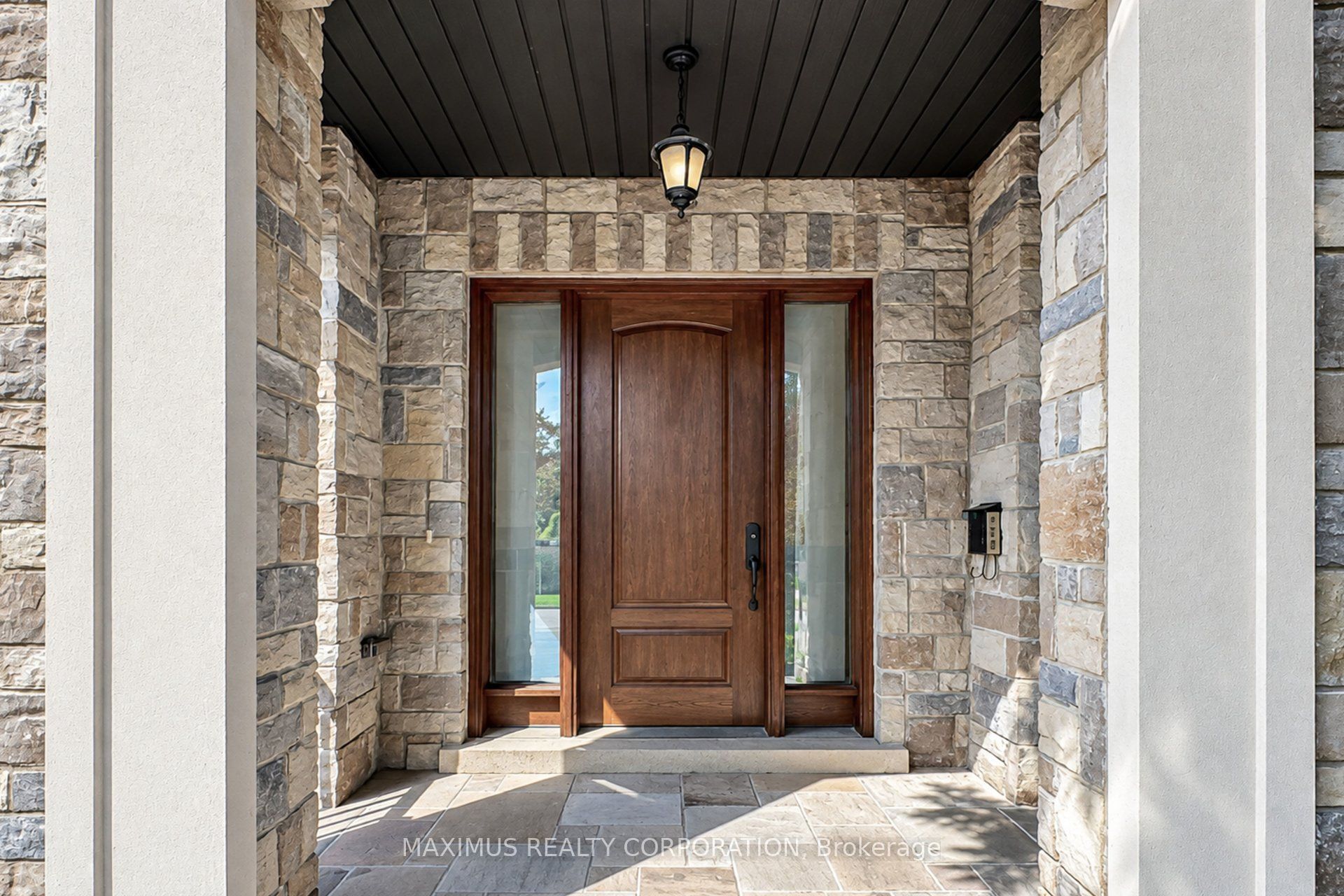 24 Brussels Street, Toronto, ON M8Y 1H3 photo 4