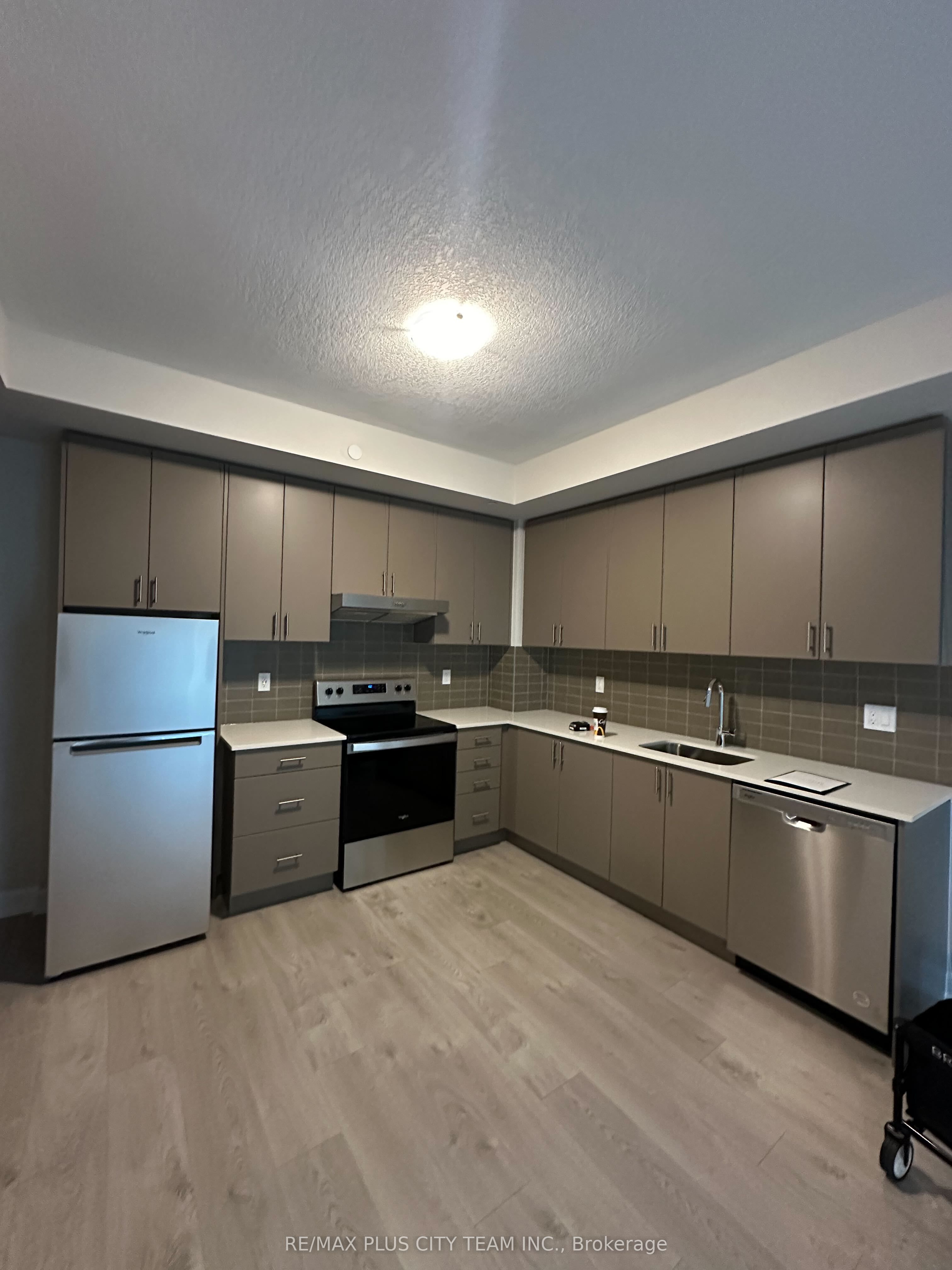 3220 William Colston Avenue 1606, Oakville, ON L6H 7X9 photo 4
