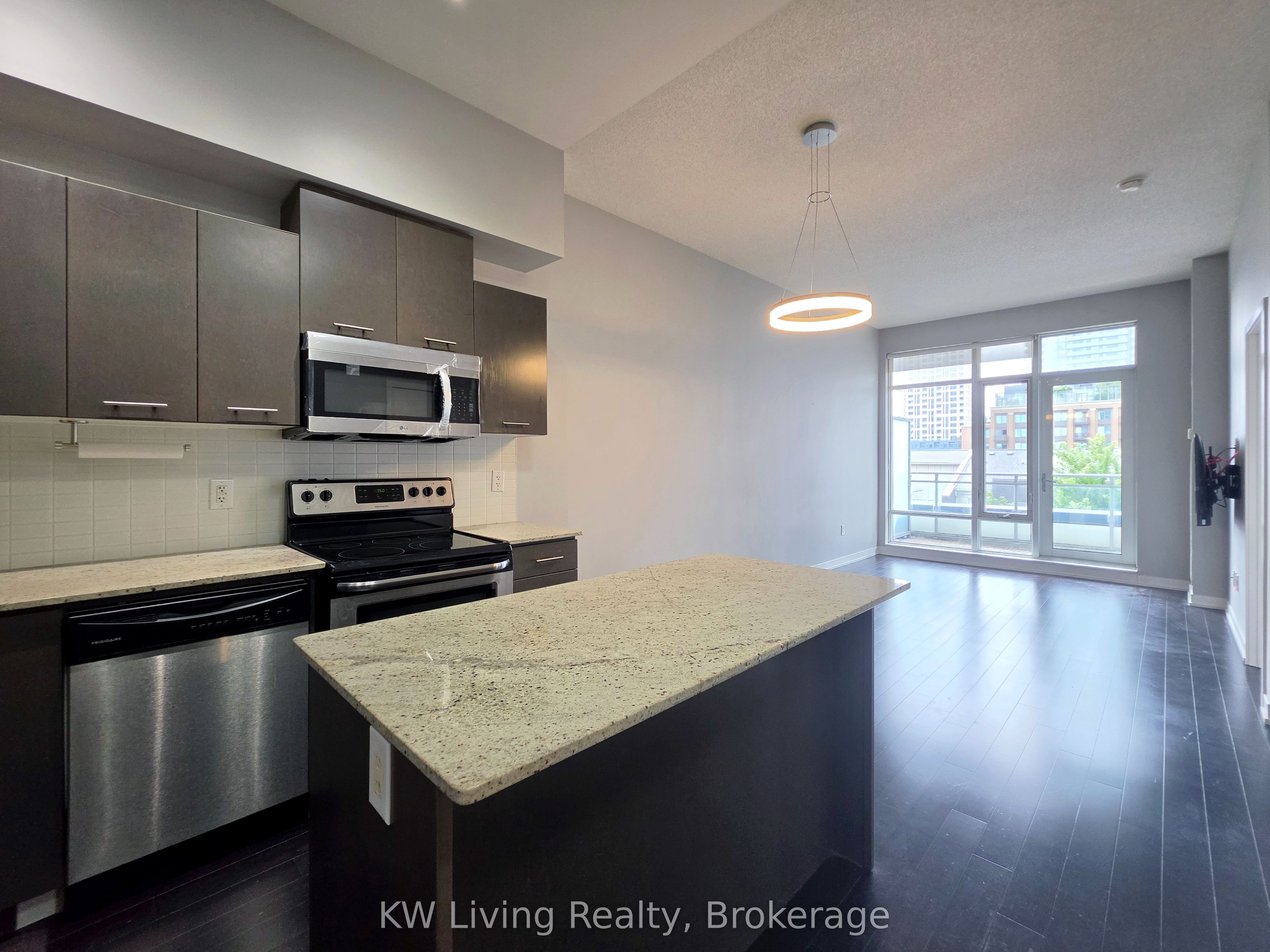 365 Prince of Wales Drive 407, Mississauga, ON L5B 0G6