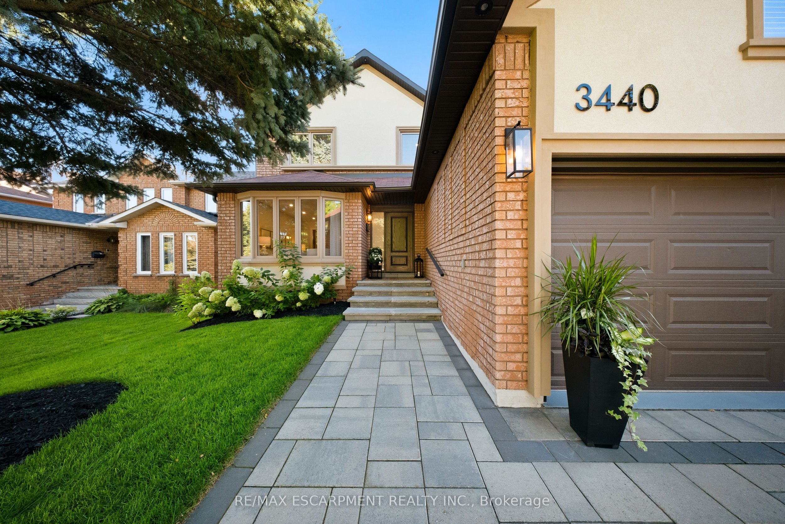 3440 Marmac Crescent, Mississauga, ON L5L 5A1 photo 2