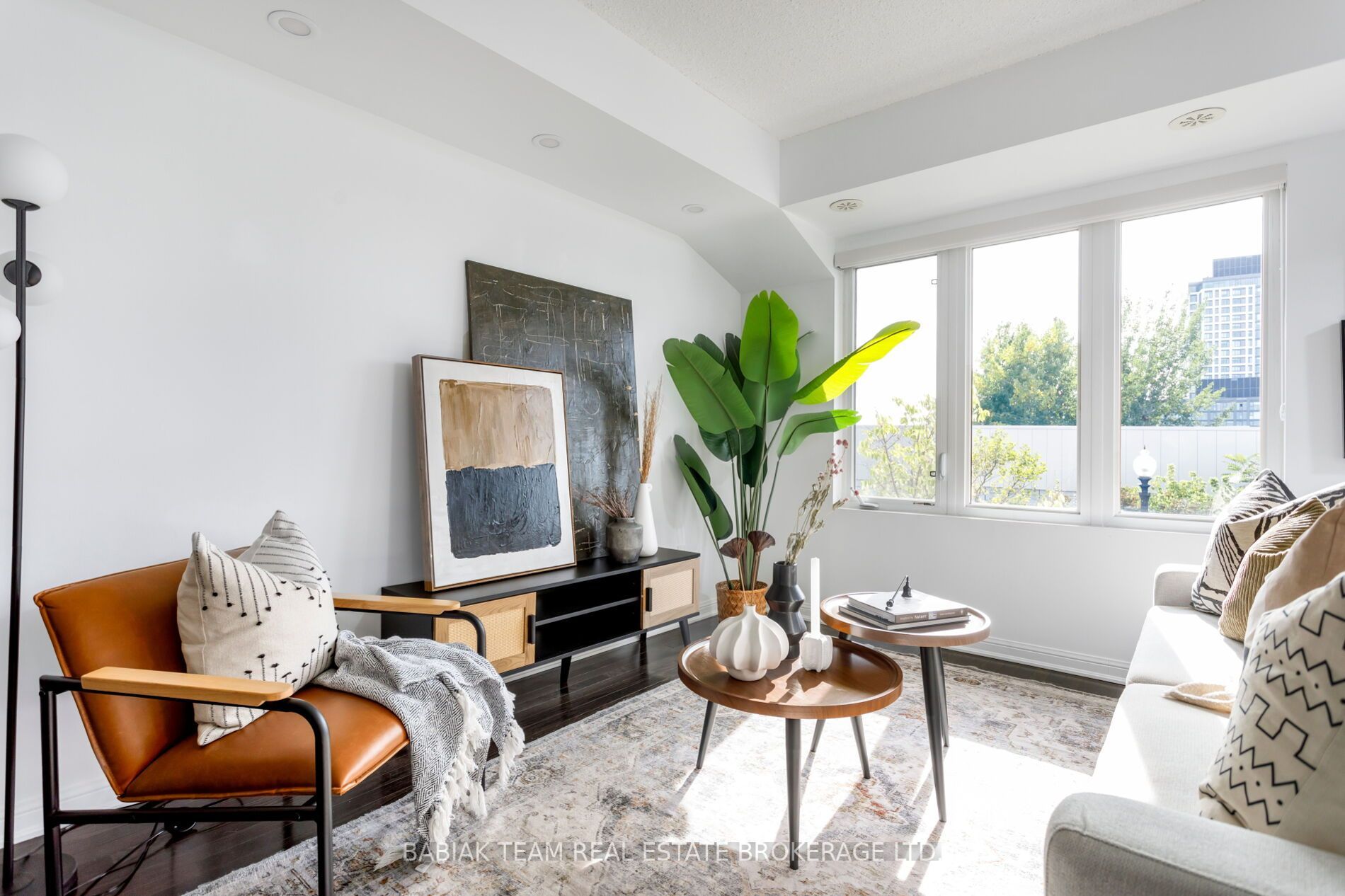 8 Foundry Avenue 258, Toronto, ON M6H 0A5 photo 5