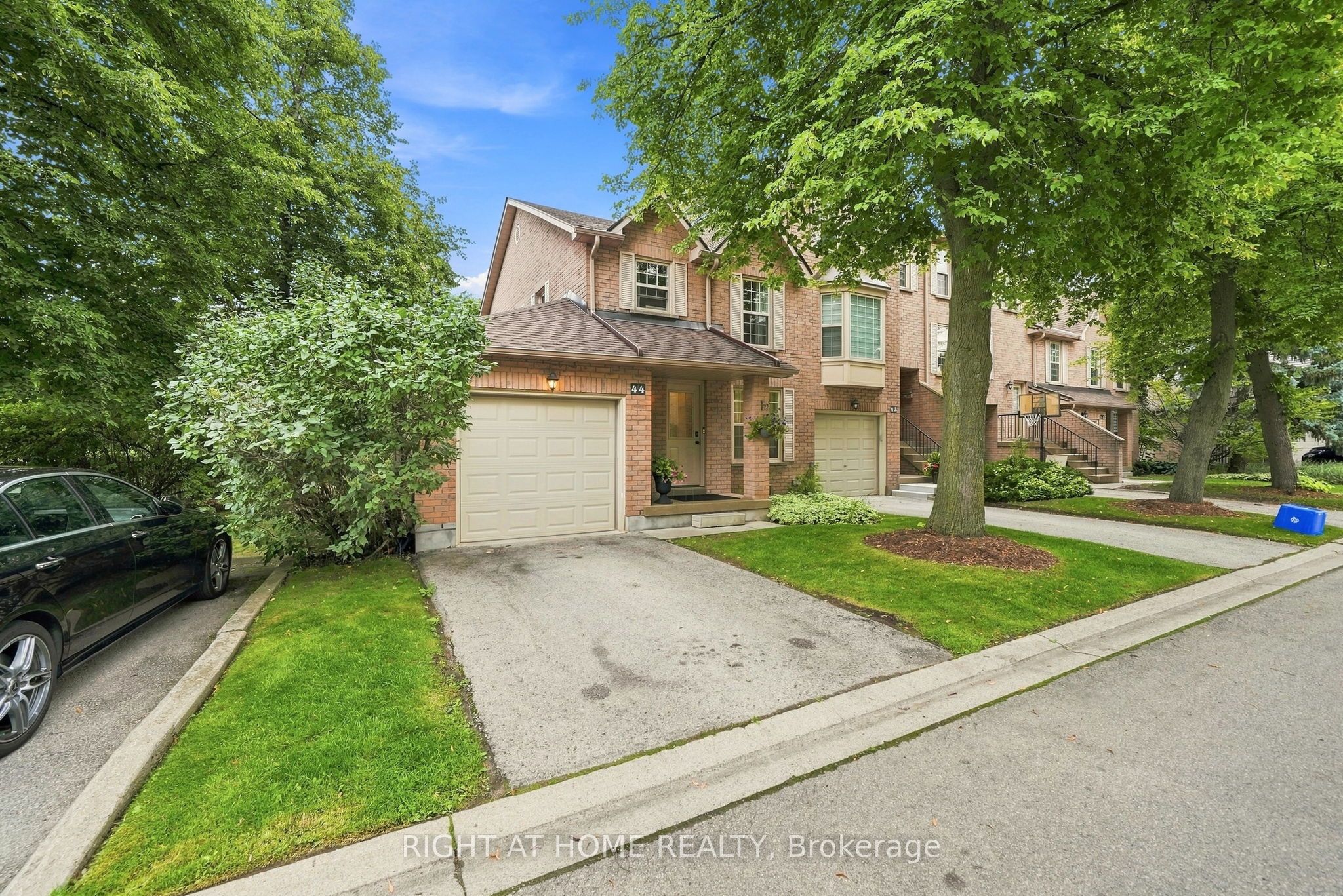 2272 Mowat Avenue 44, Oakville, ON L6H 5L8 photo 4