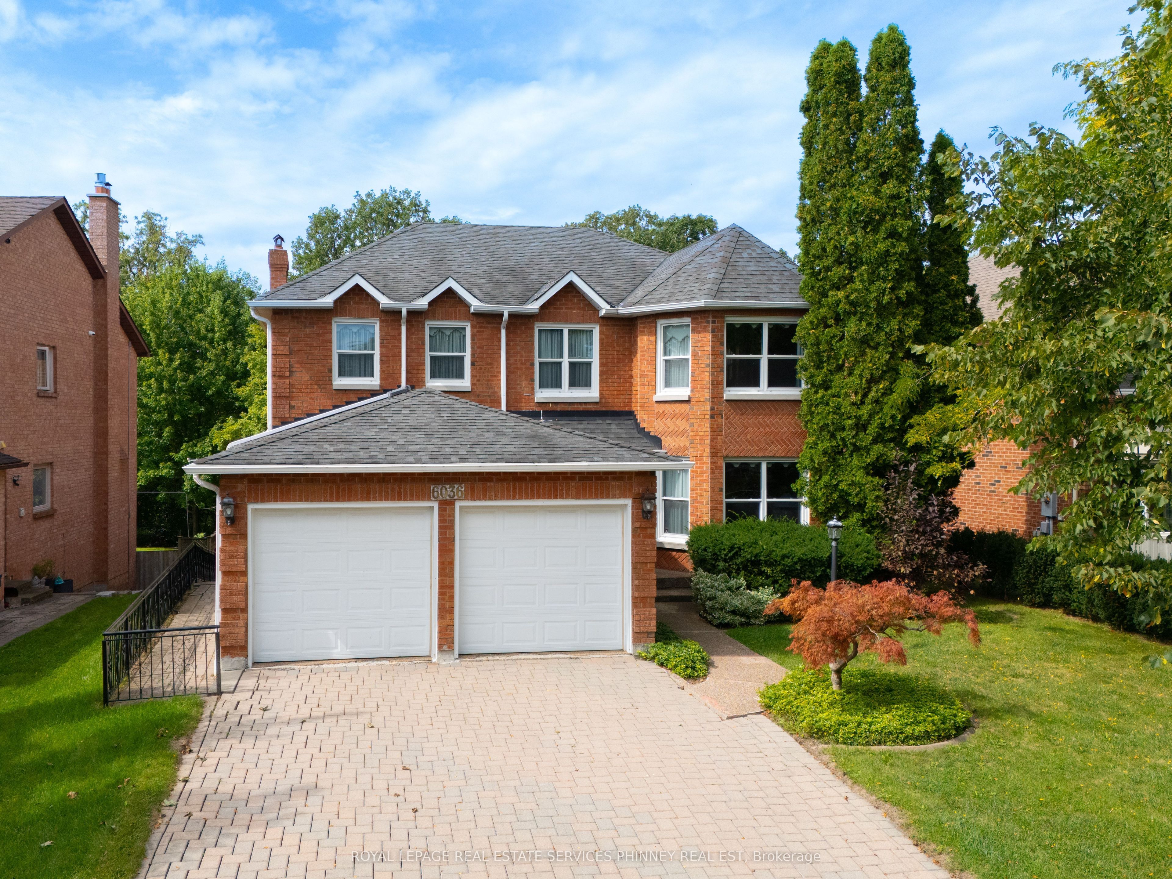 6036 St. Ives Way, Mississauga, ON L5N 4M1