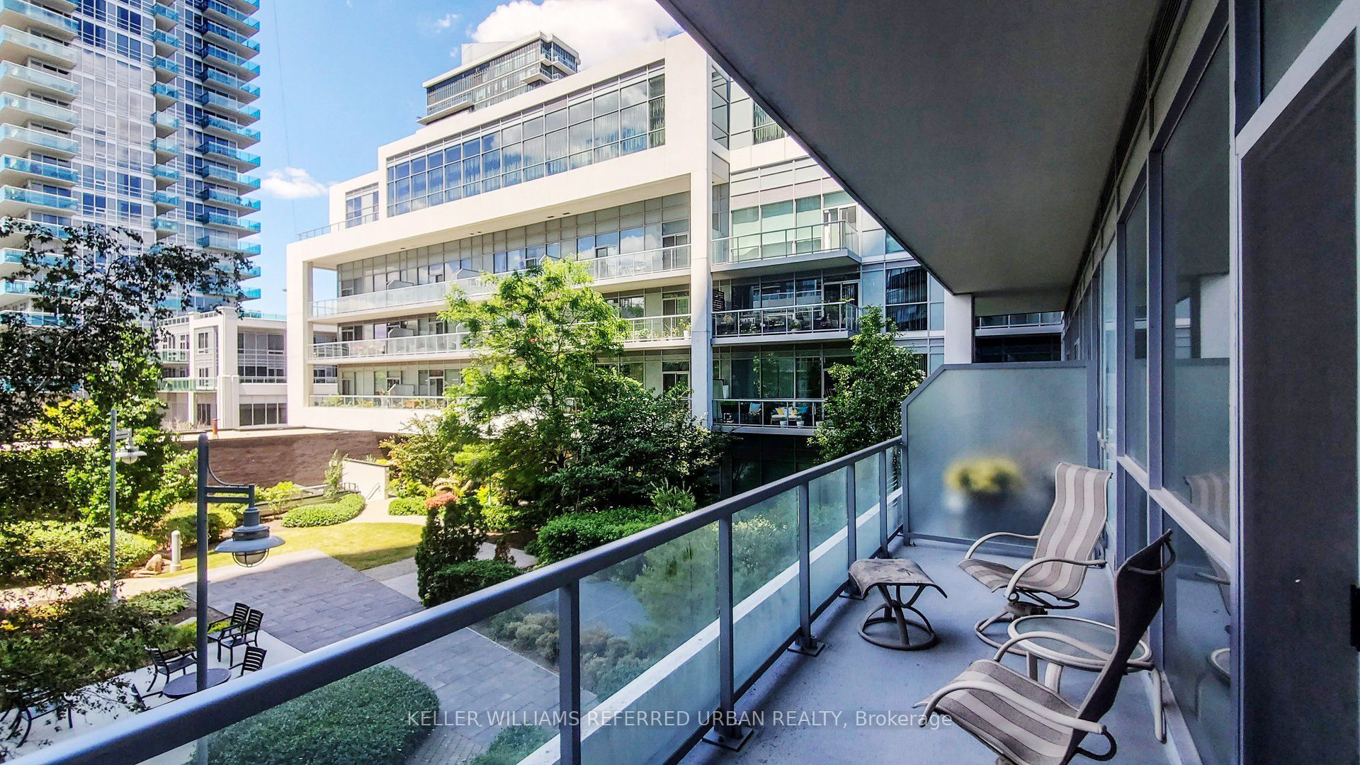 80 Marine Parade Drive 203, Toronto, ON M8V 0A3