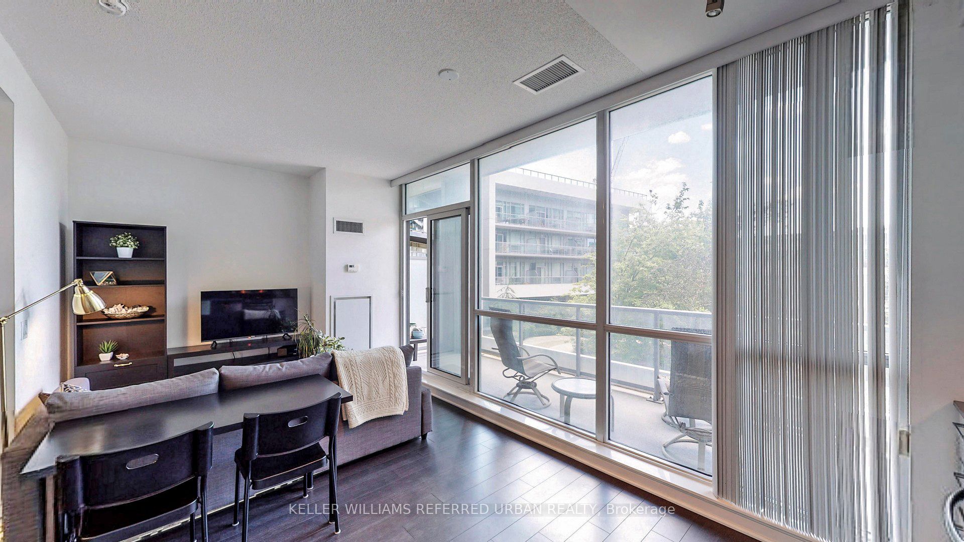 80 Marine Parade Drive 203, Toronto, ON M8V 0A3 photo 5