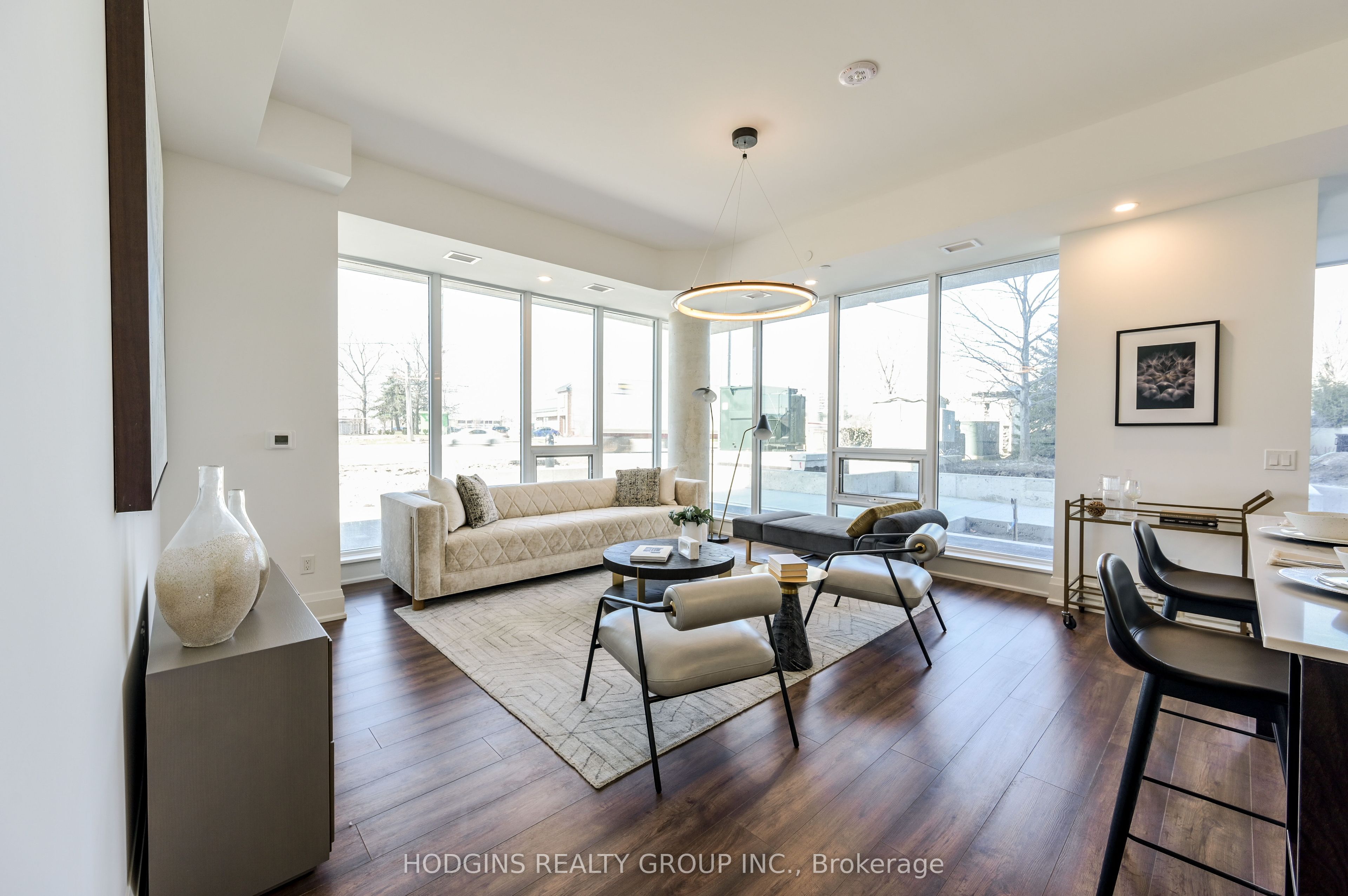 1035 Southdown Road 1711, Mississauga, ON L5J 0A2 photo 2