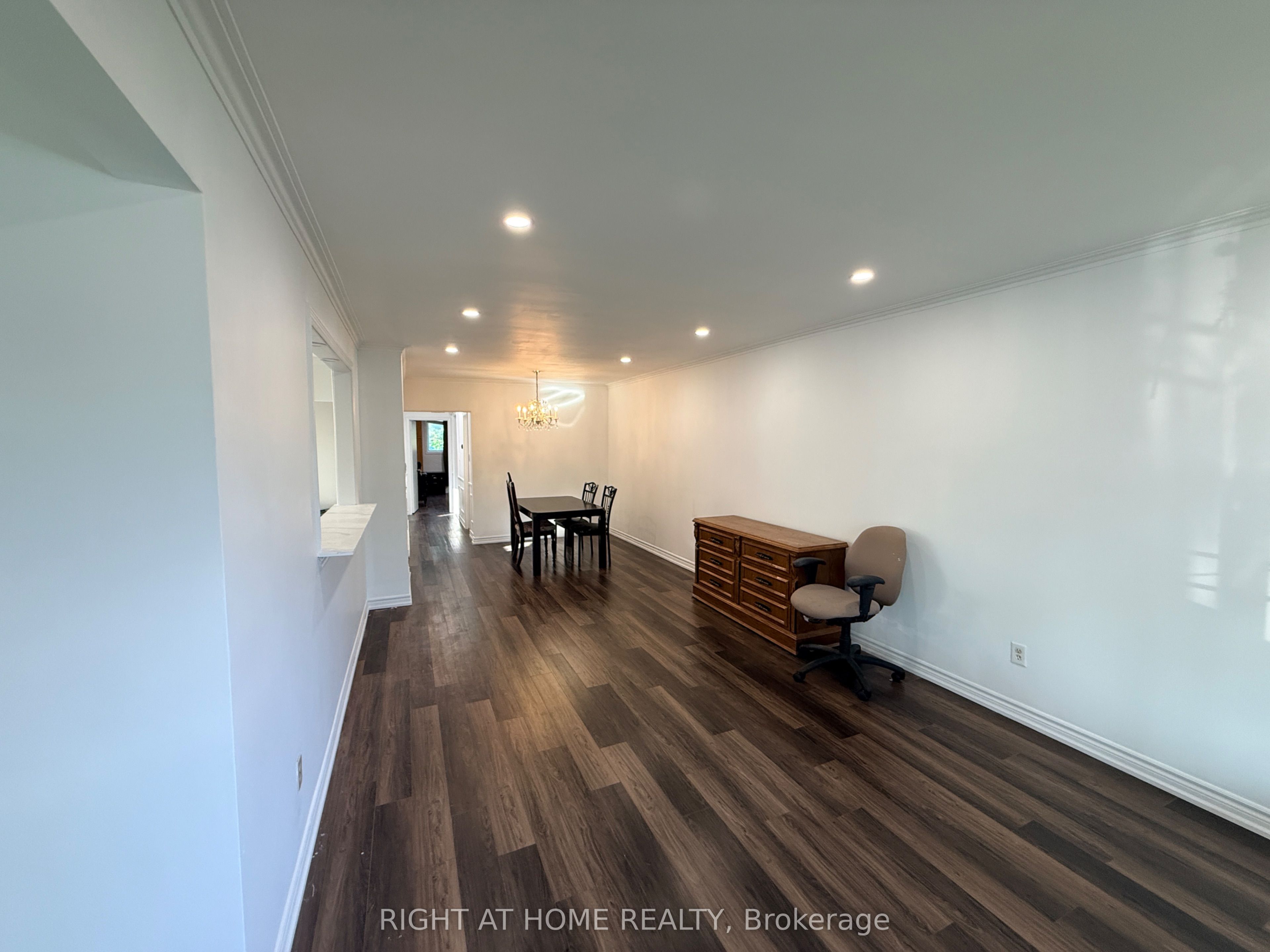 71 Navenby Crescent, Toronto, ON M9L 1B3 photo 2