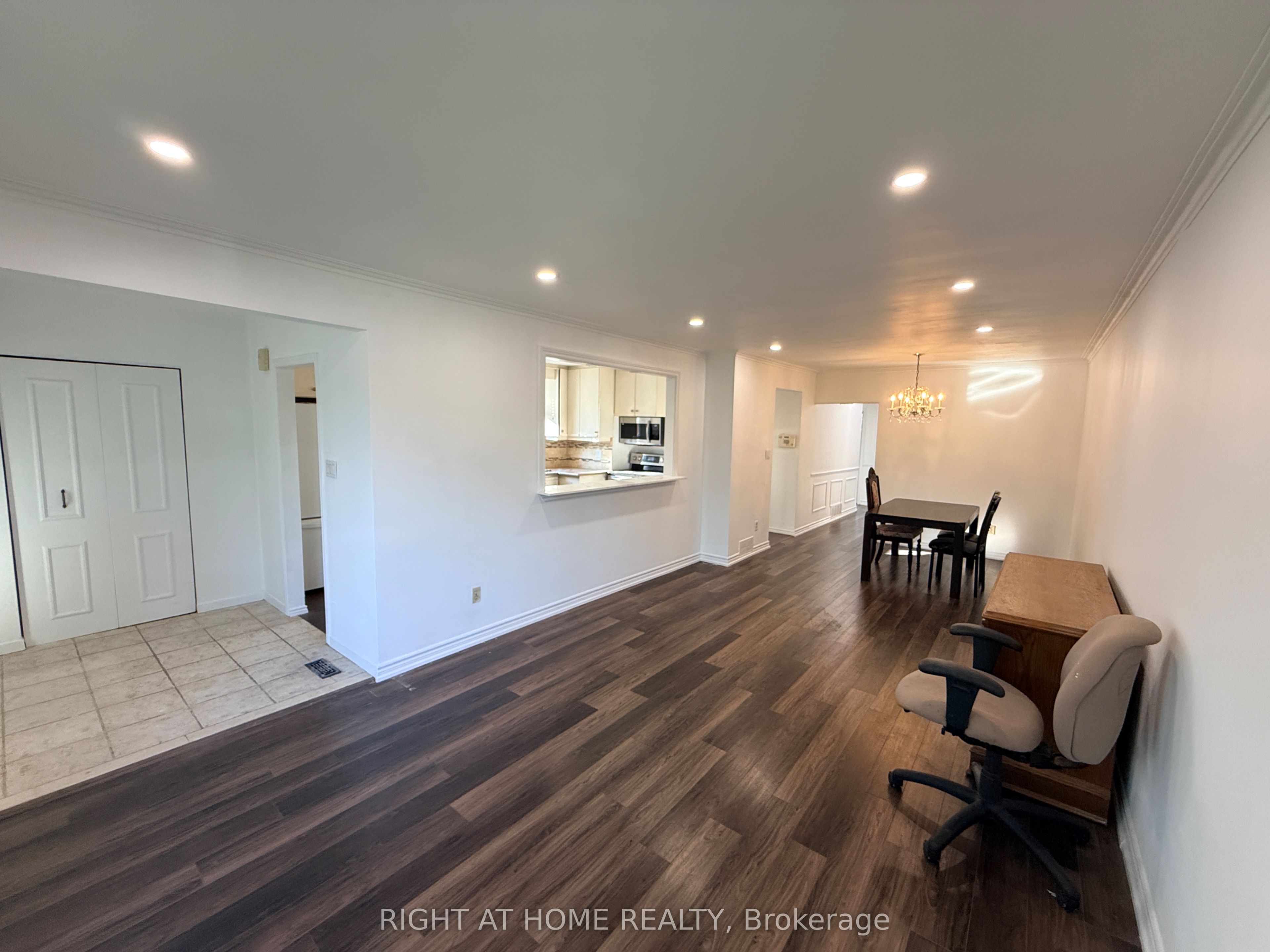 71 Navenby Crescent, Toronto, ON M9L 1B3 photo 4