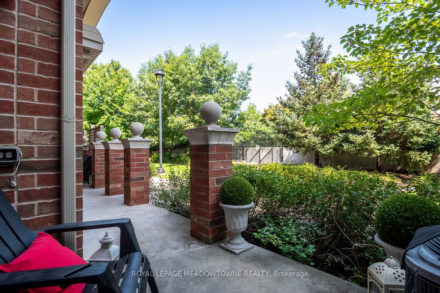 2563 Sixth Line 15, Oakville, ON L6H 0H7 photo 3