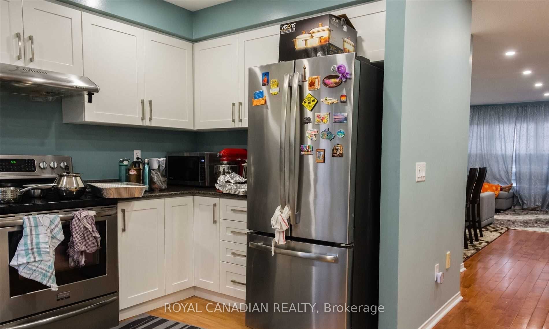 5030 Heatherleigh Avenue S 209, Mississauga, ON L5V 2G7 photo 5