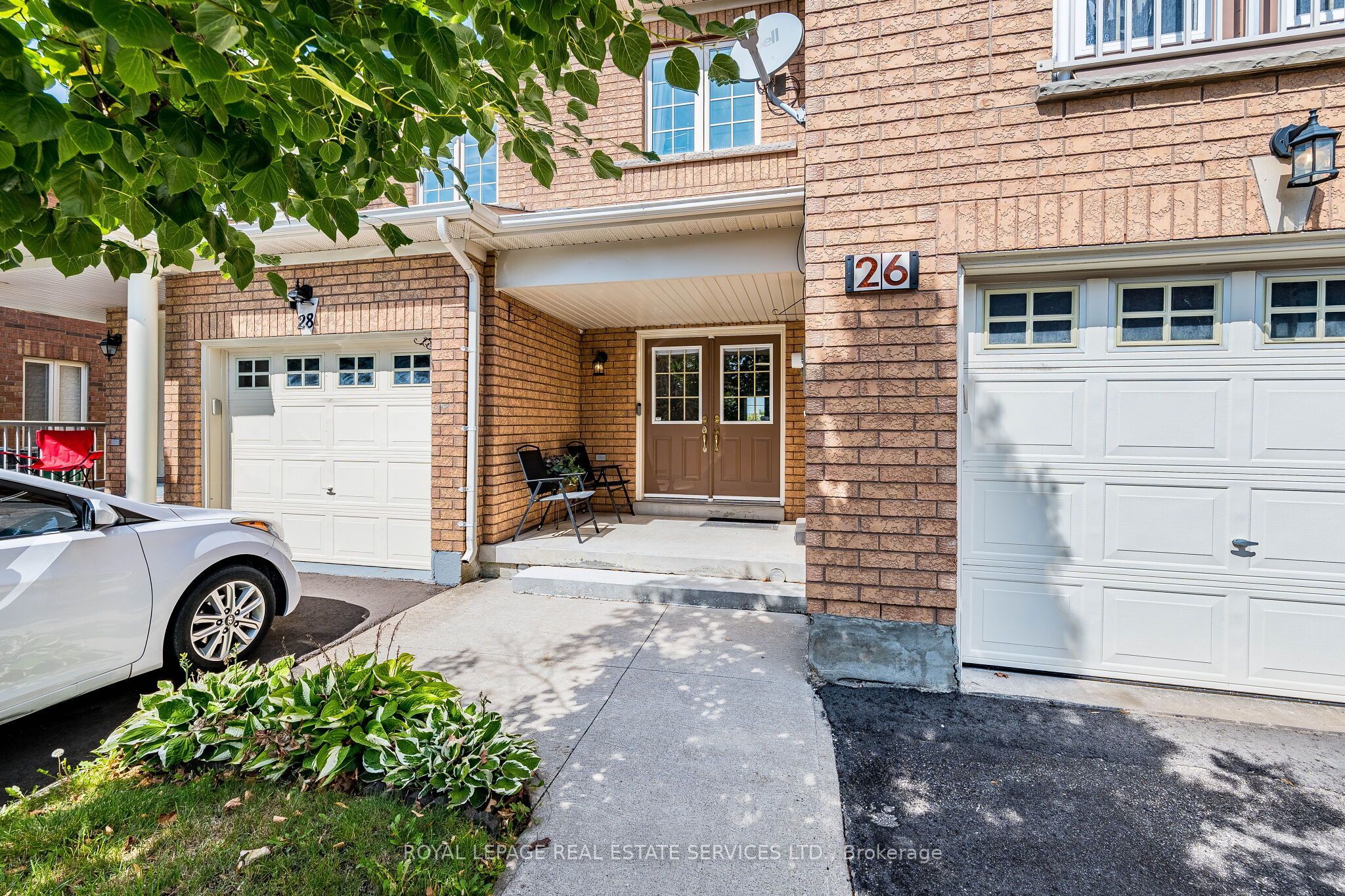 26 Bay Breeze Drive, Brampton, ON L6R 0M1 photo 2