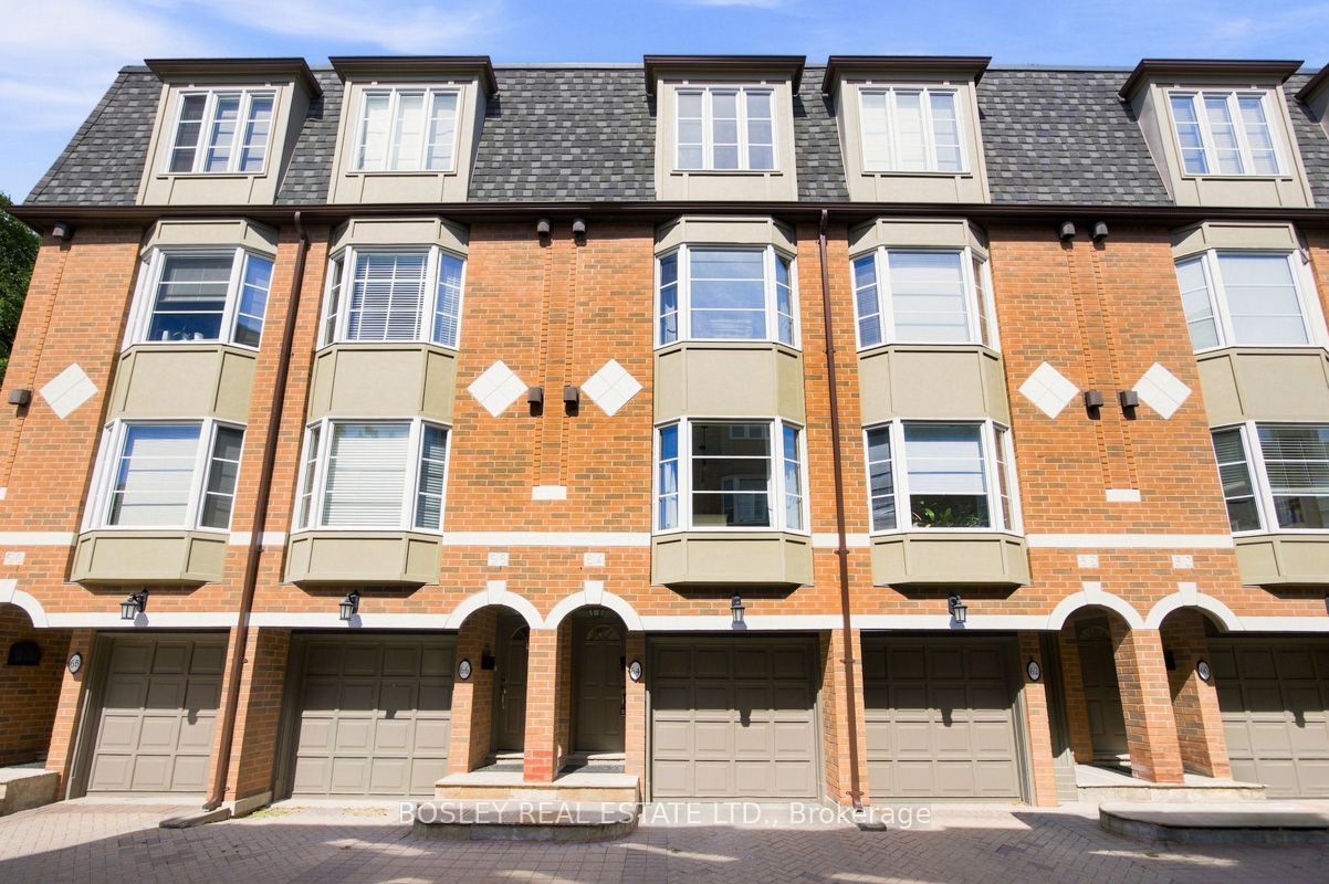 64 Old Mill Terrace 3, Toronto, ON M8X 1A2 photo 4