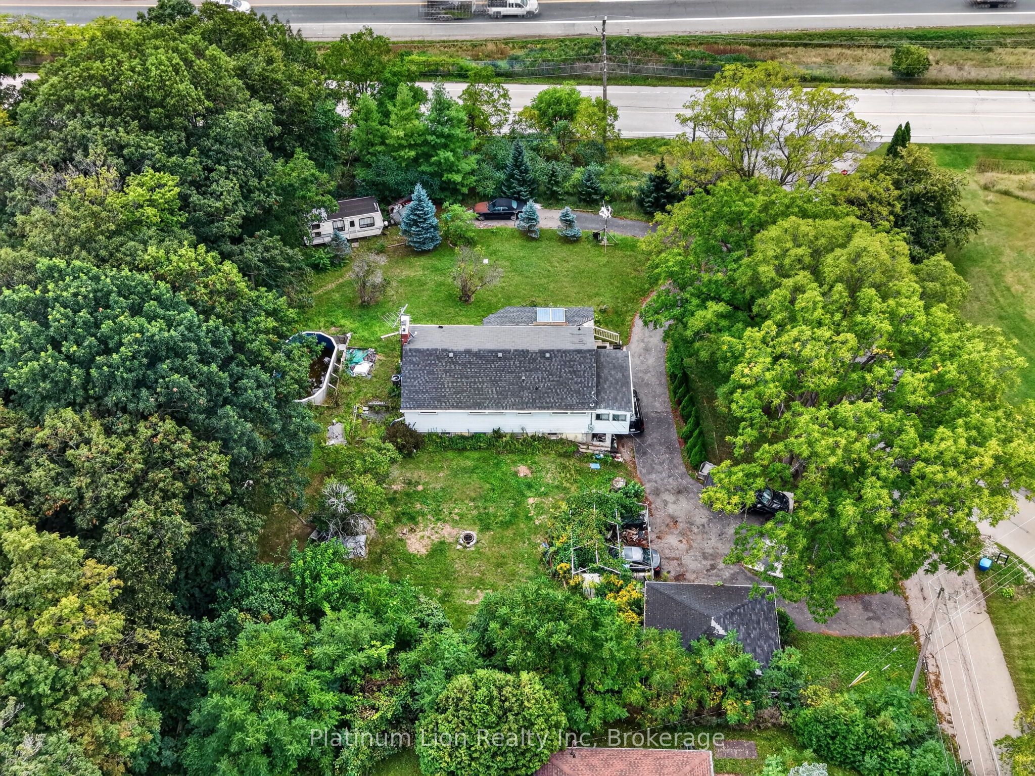121 Panin Road, Burlington, ON L7P 5A6 photo 2
