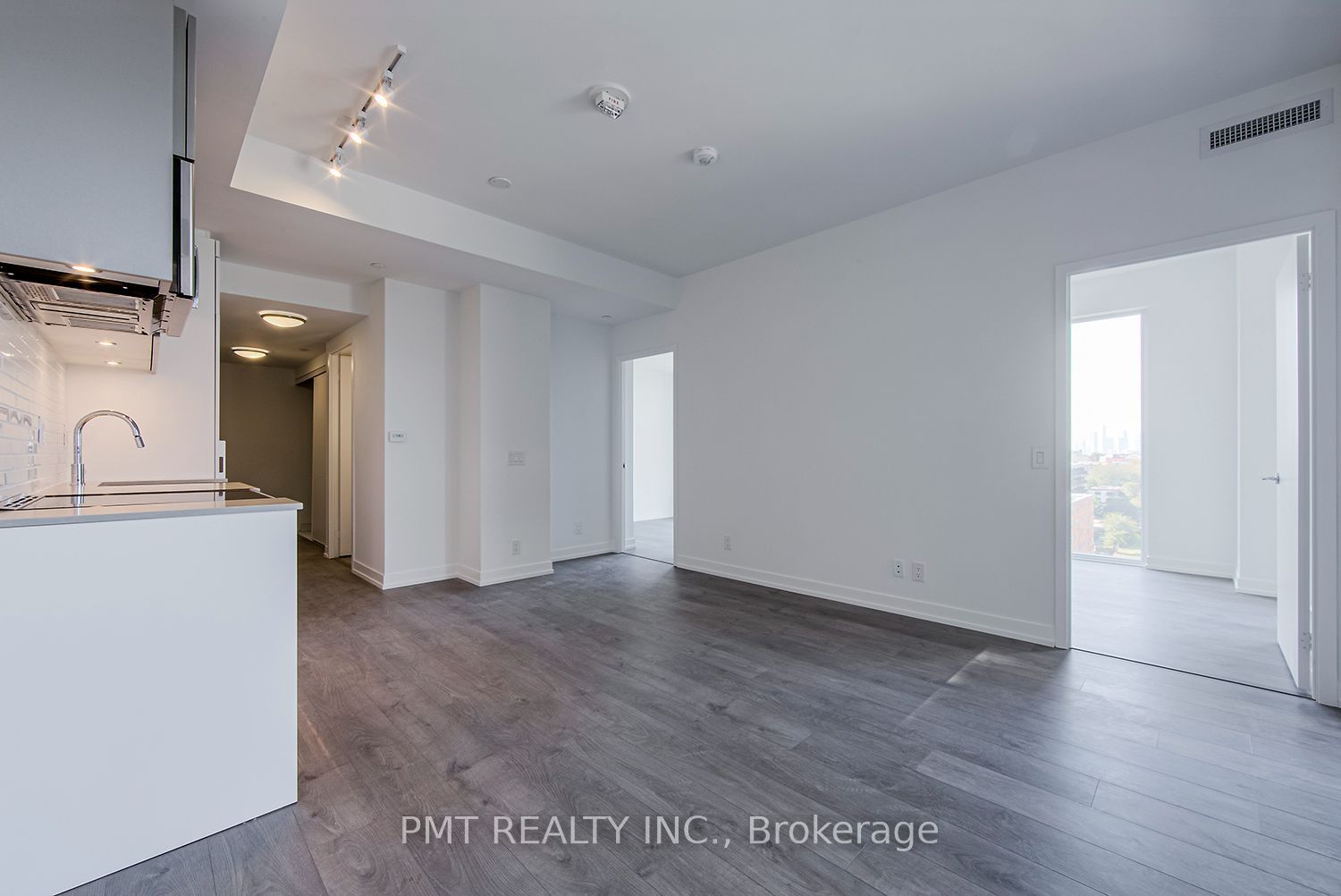 270 Dufferin Street 709, Toronto, ON M6K 0H8 photo 5