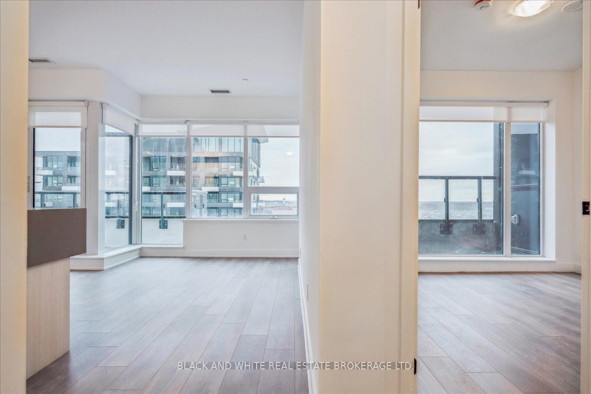 2485 Taunton Road 1224, Oakville, ON L6H 3R8 photo 4